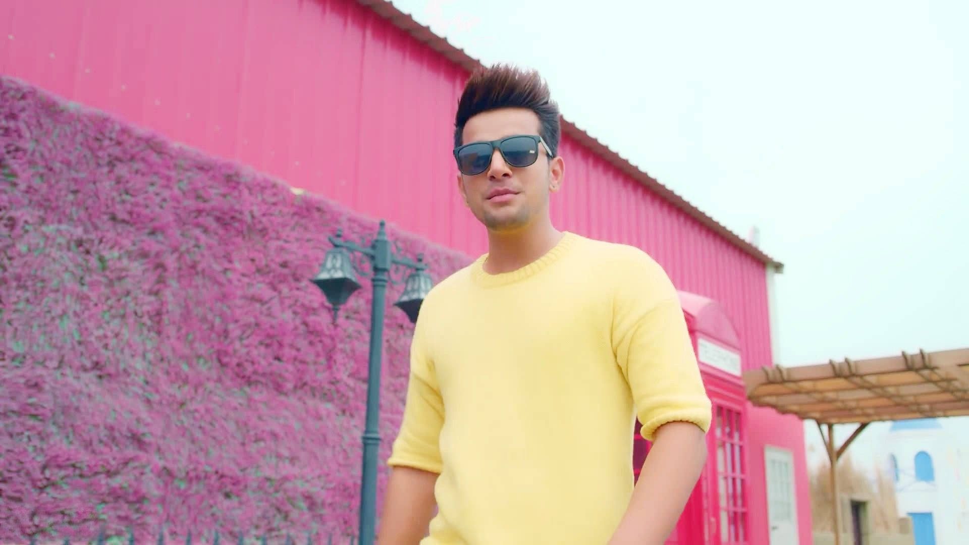 Jass Manak, yellow sweater, sunglasses, Full HD Desktop Wallpaper