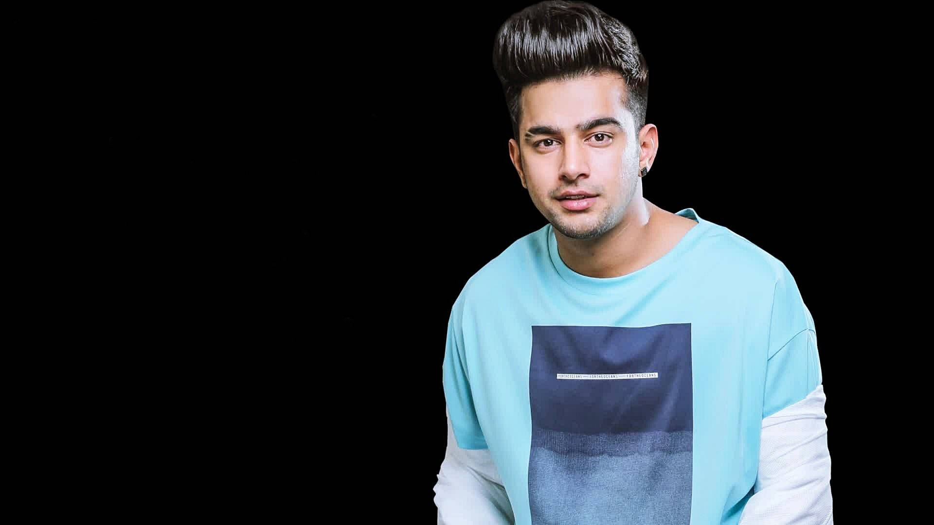 Jass Manak, black studio, light blue and white shirt, Full HD Desktop Wallpaper