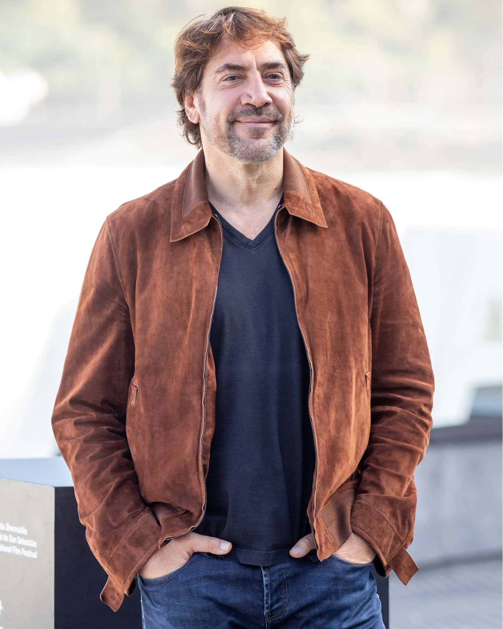 Javier Bardem, brown suede jacket, black shirt, Full HD Phone Wallpaper