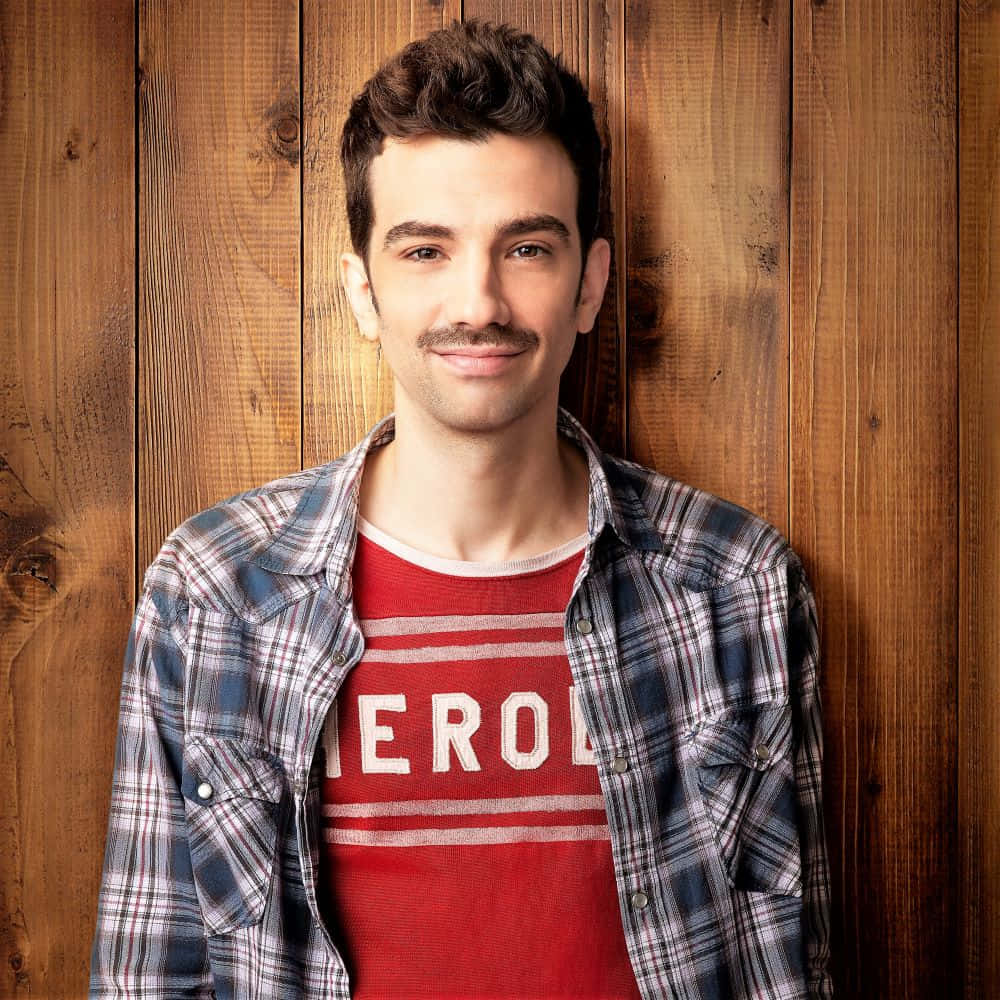 Jay Baruchel, mustache, rustic wooden wall, SD Desktop Wallpaper