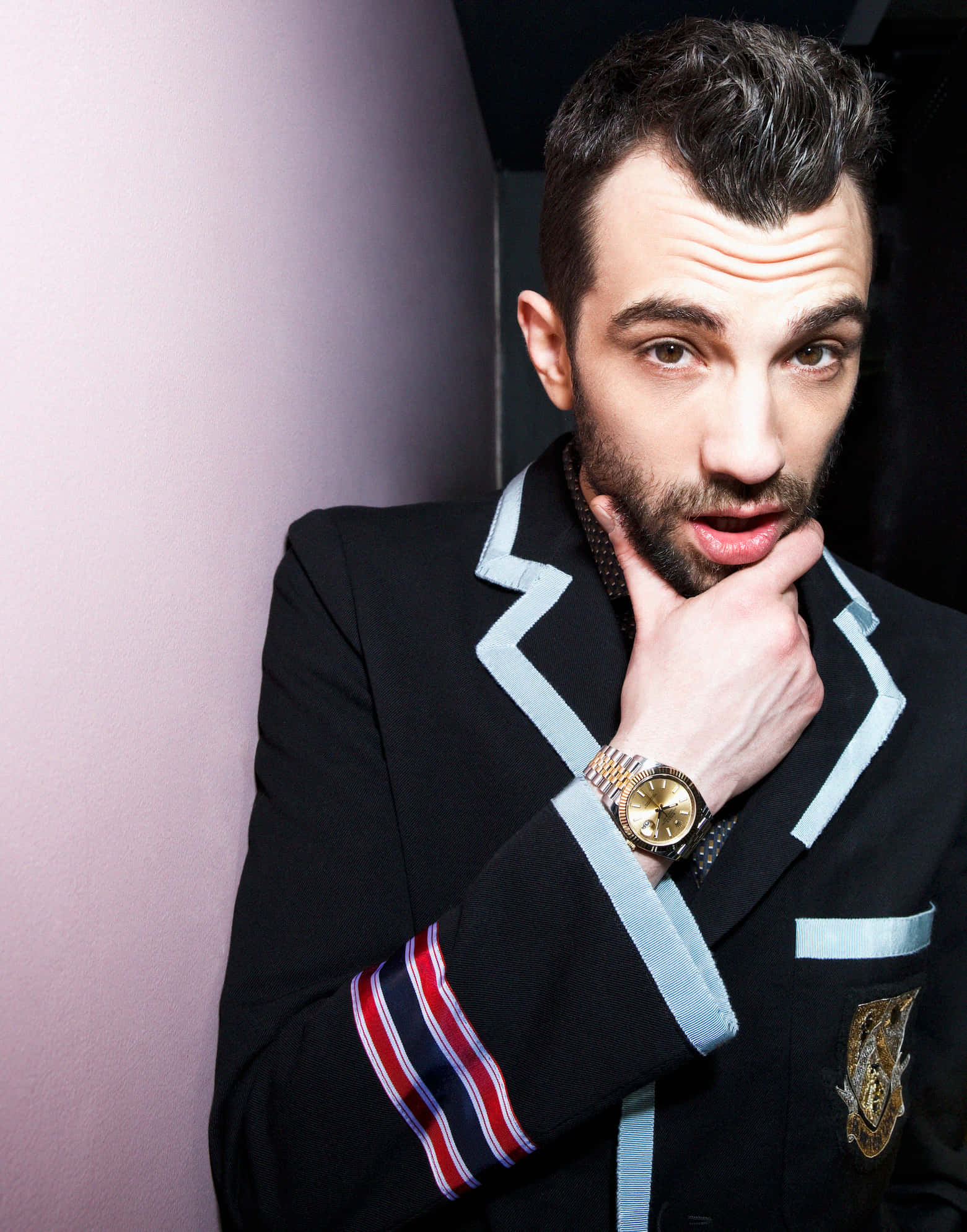 Jay Baruchel, black blazer, light blue and red stripes, Full HD Phone Wallpaper