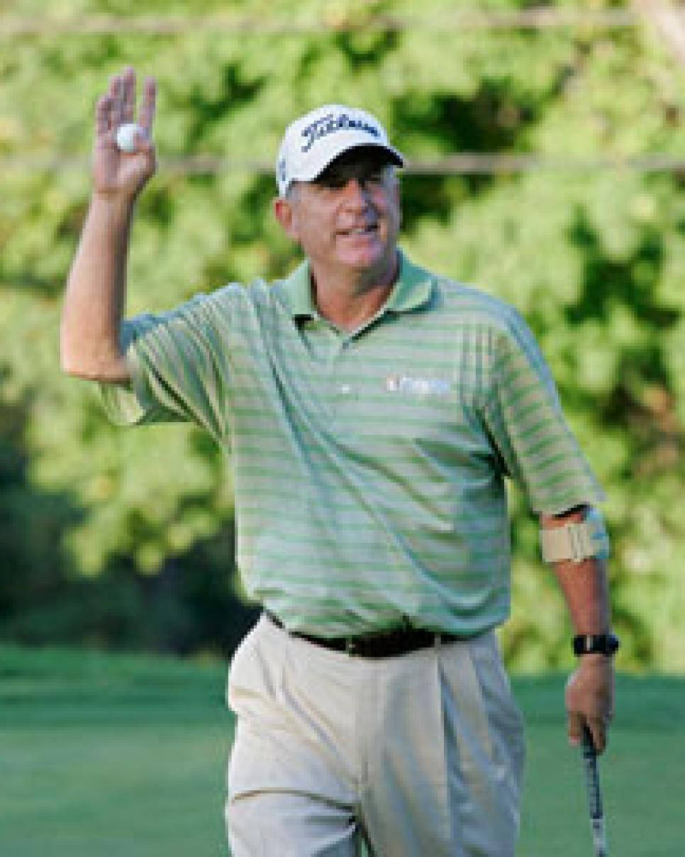 Jay Haas, green striped shirt, golf ball, SD Phone Wallpaper