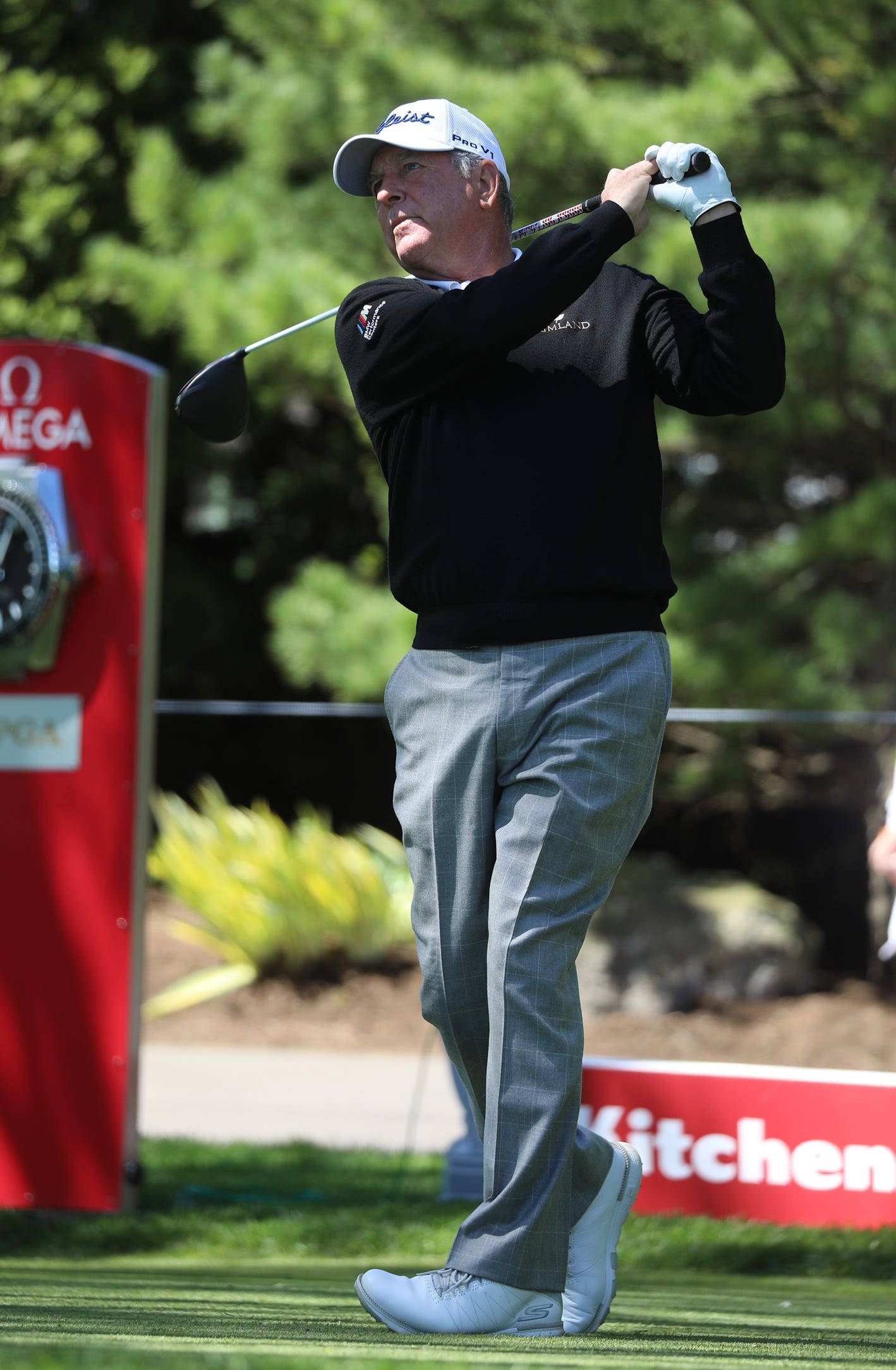 Jay Haas, mid-swing, golf tournament, Full HD Phone Wallpaper