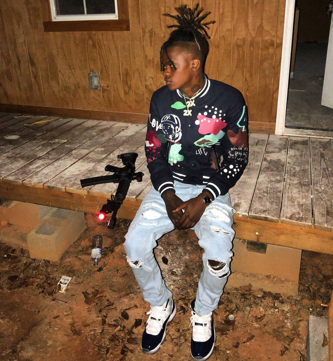 JayDaYoungan, dreadlocks, weathered wooden porch, SD Phone Wallpaper