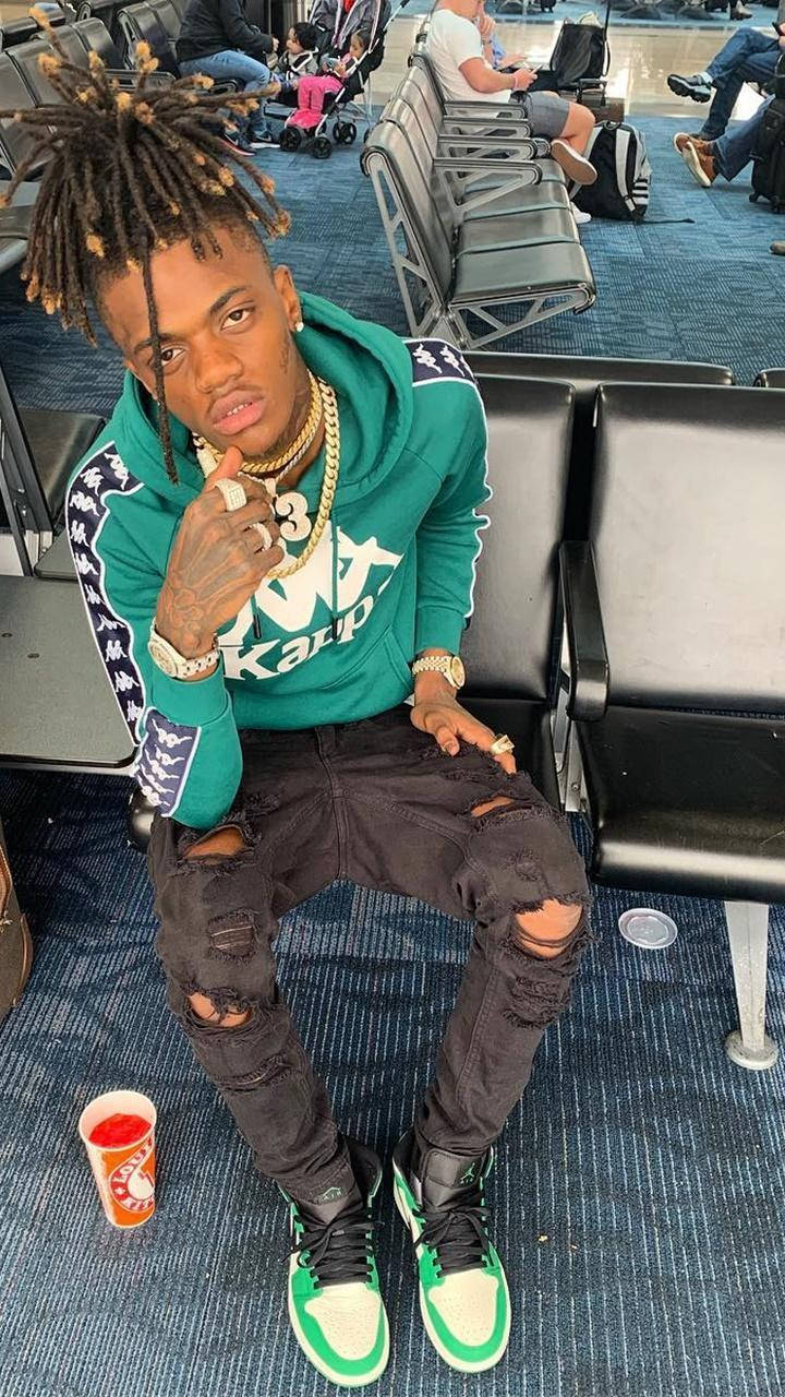 JayDaYoungan, airport terminal, dreadlocks, HD Phone Wallpaper