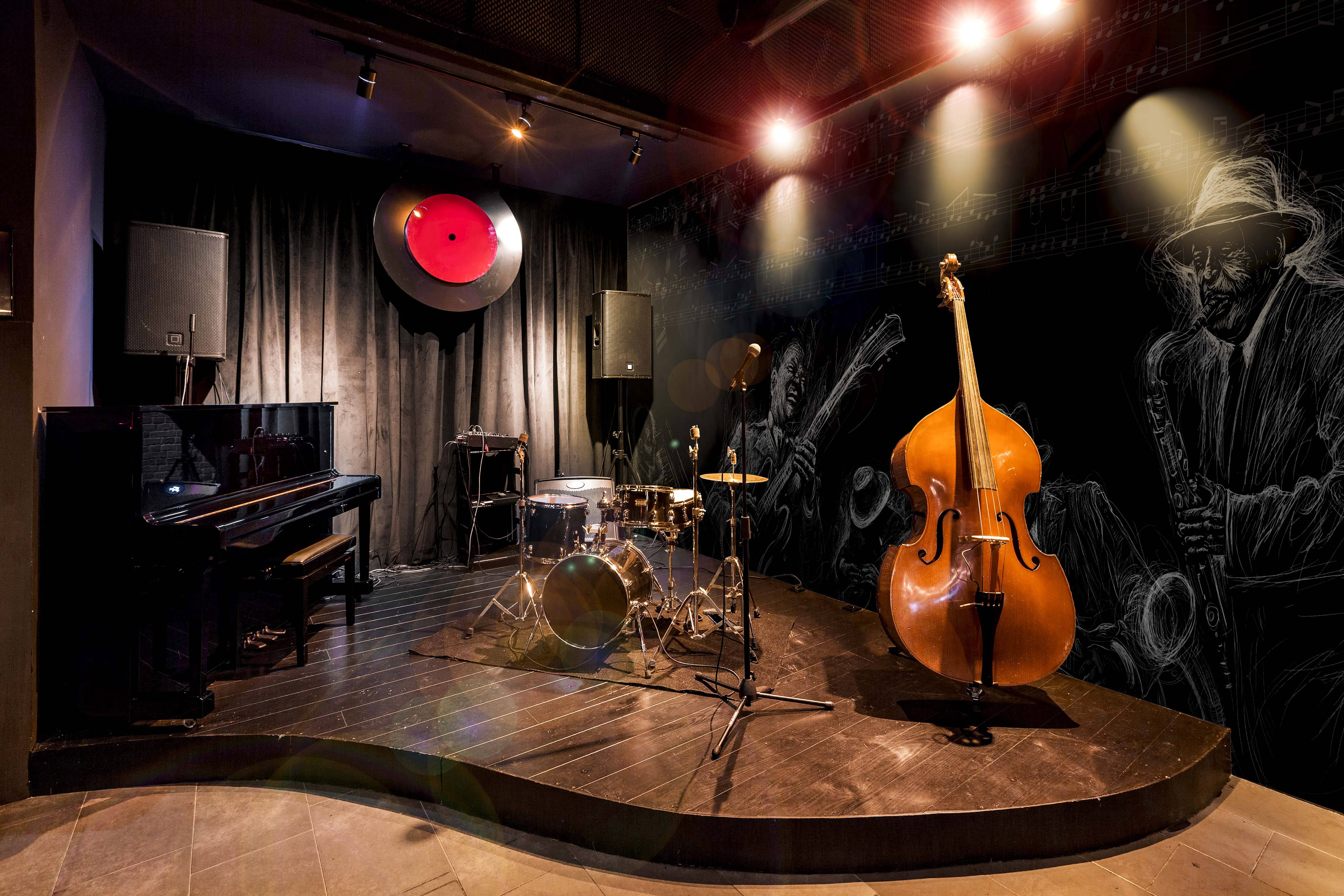 Jazz Studio, grand piano, drum set, 4K Desktop Wallpaper
