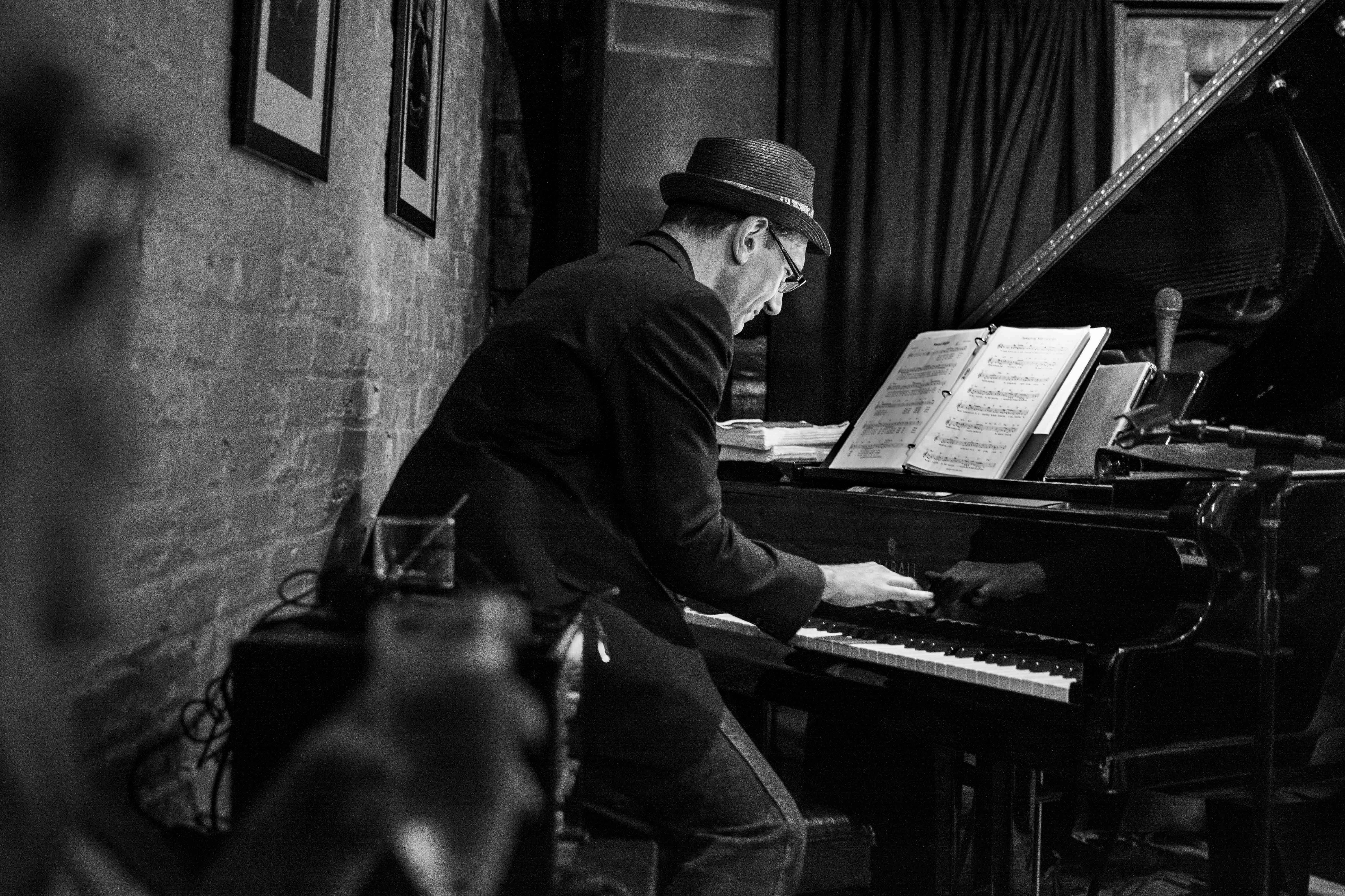 jazz piano, grand piano, fedora, 5K Desktop Wallpaper