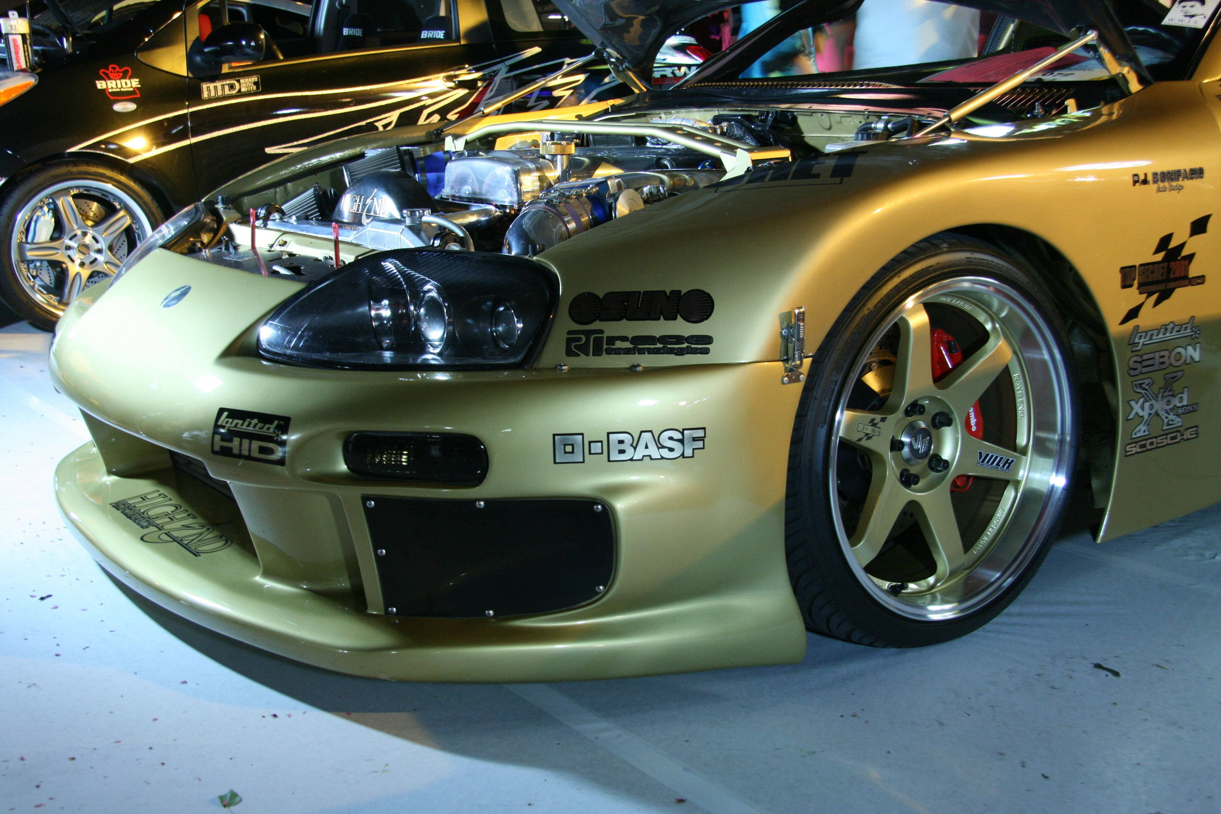 gold, modified sports car, exposed engine, 4K Desktop Wallpaper