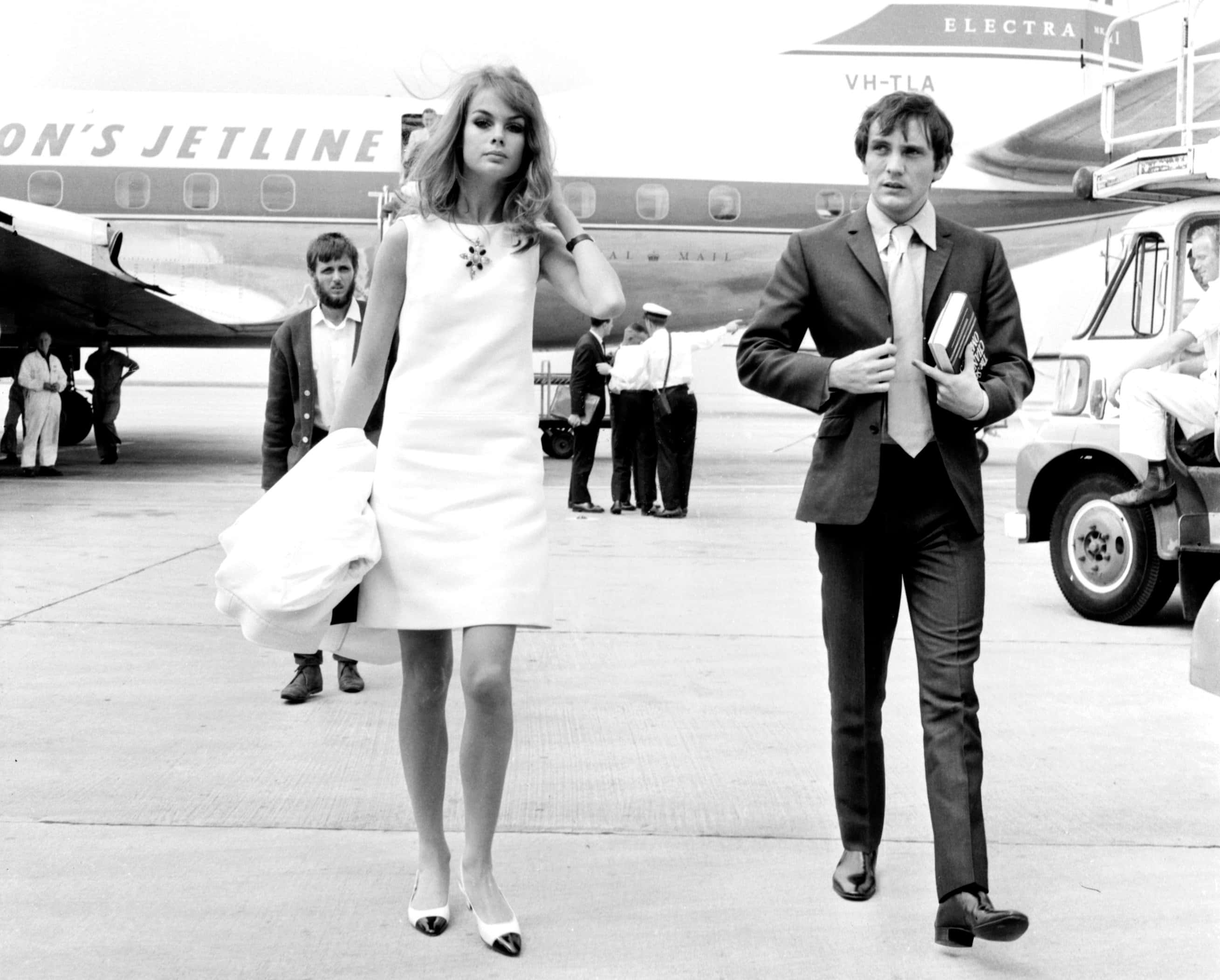 Jean Shrimpton, airport tarmac, vintage airplane, 2K Desktop Wallpaper