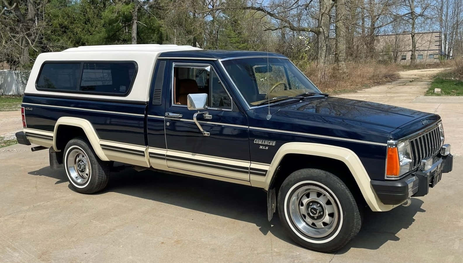 Jeep Comanche, blue and white, concrete driveway, HD Desktop Wallpaper