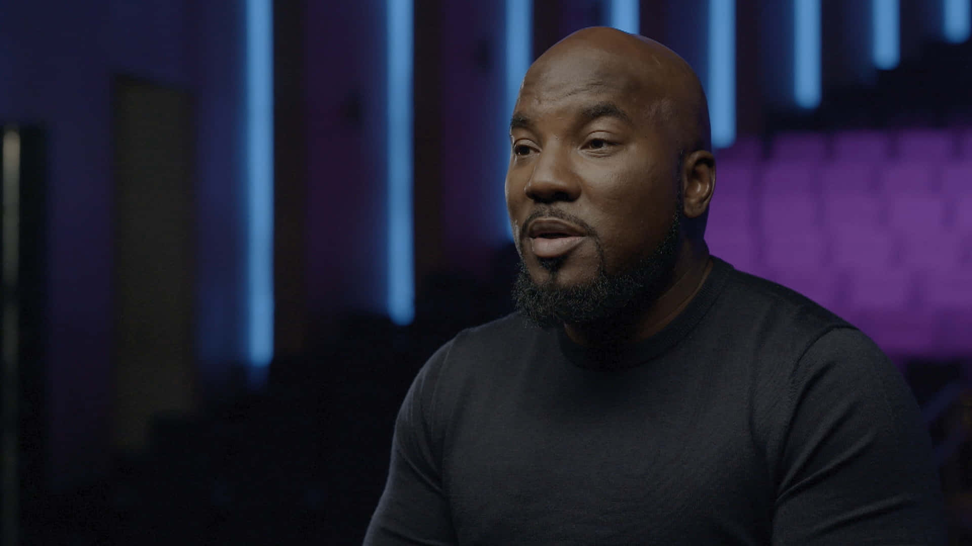 Jeezy, studio interview setting, black shirt, Full HD Desktop Wallpaper