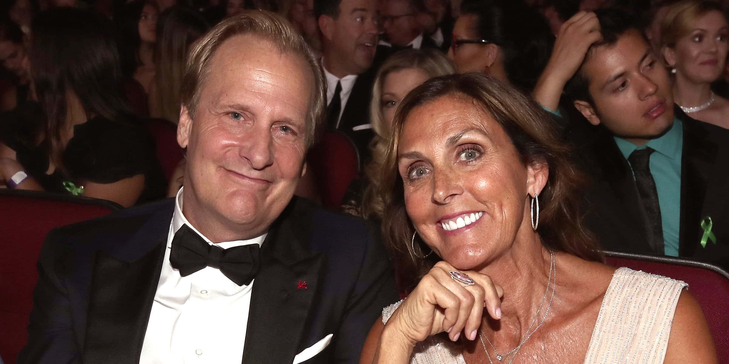 Jeff Daniels, tuxedo, white dress, Full HD Desktop Wallpaper