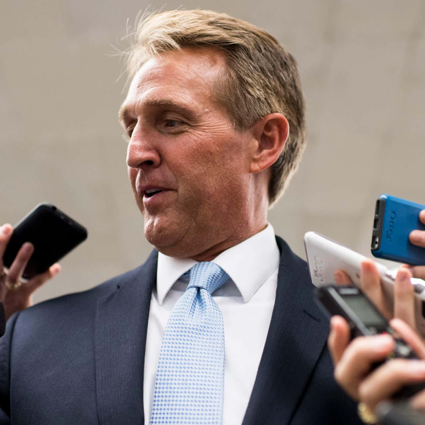 Jeff Flake, dark suit, light blue tie, HD Desktop Wallpaper