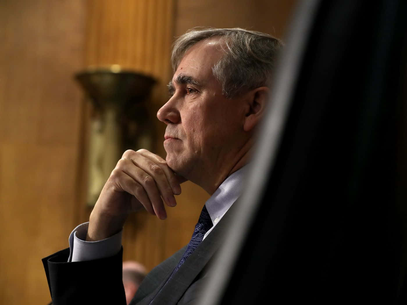 Jeff Merkley, public speaking event, suit, HD Desktop Wallpaper