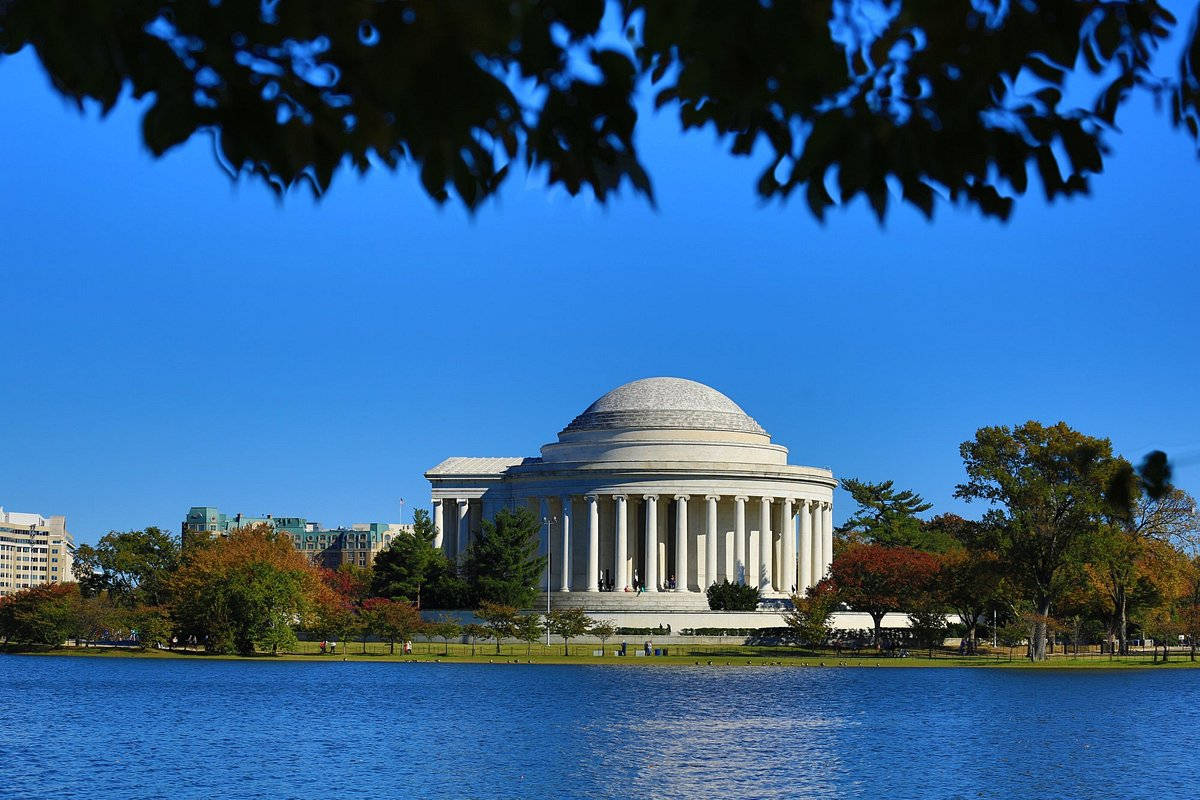 Jefferson Memorial, blue sky, river, SD Desktop Wallpaper