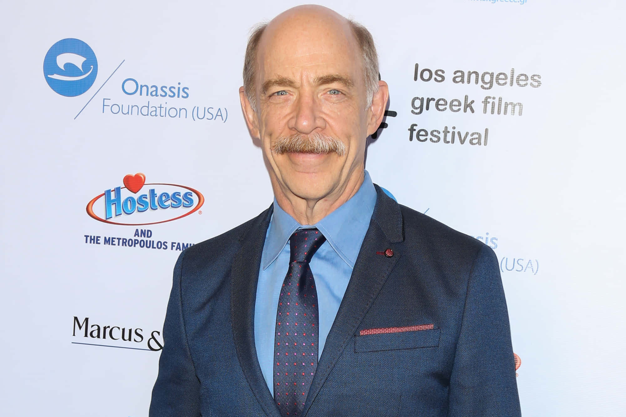 J.k. Simmons, dark suit, blue shirt, Full HD Desktop Wallpaper