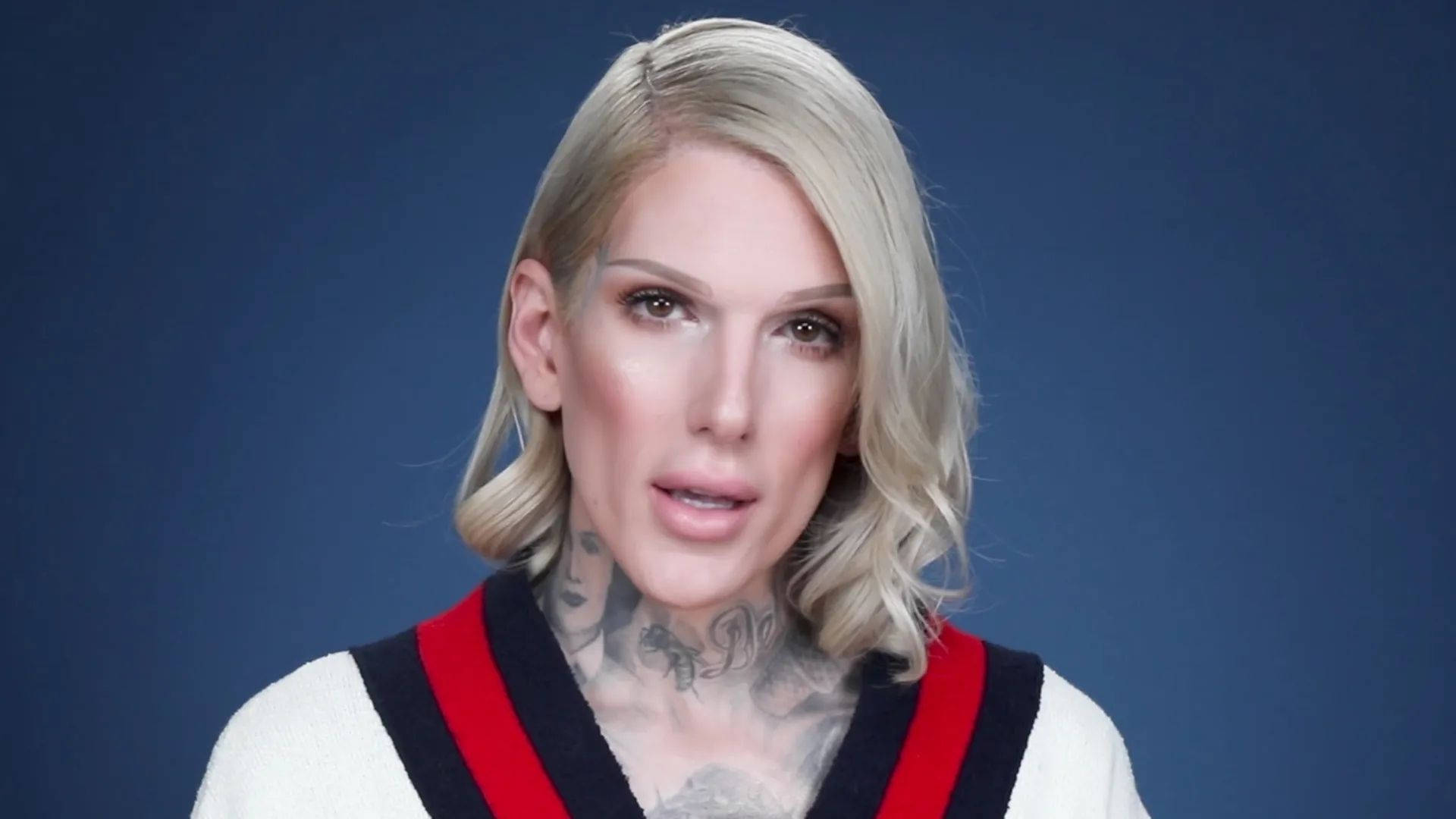 Jeffree Star, blonde woman, neck tattoos, Full HD Desktop Wallpaper