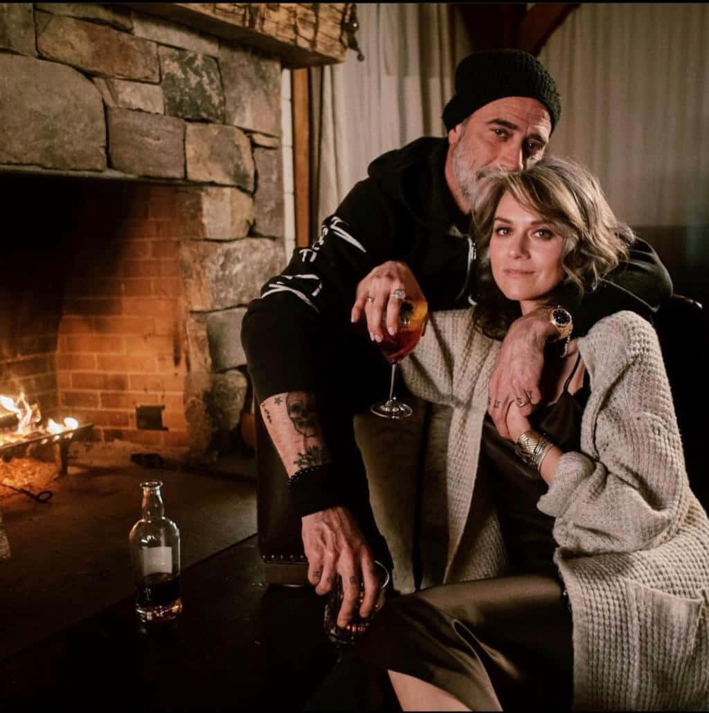 Jeffrey Dean Morgan, stone fireplace, night, SD Phone Wallpaper