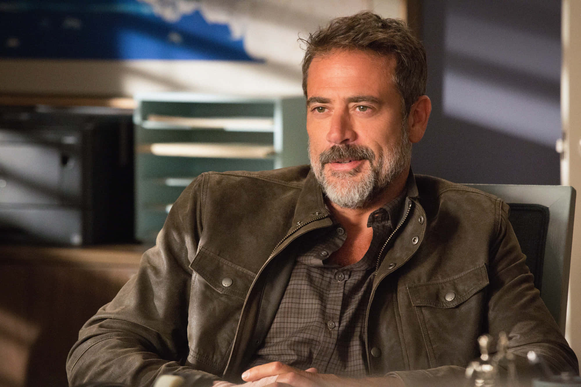 Jeffrey Dean Morgan, brown suede jacket, graying beard, Full HD Desktop Wallpaper