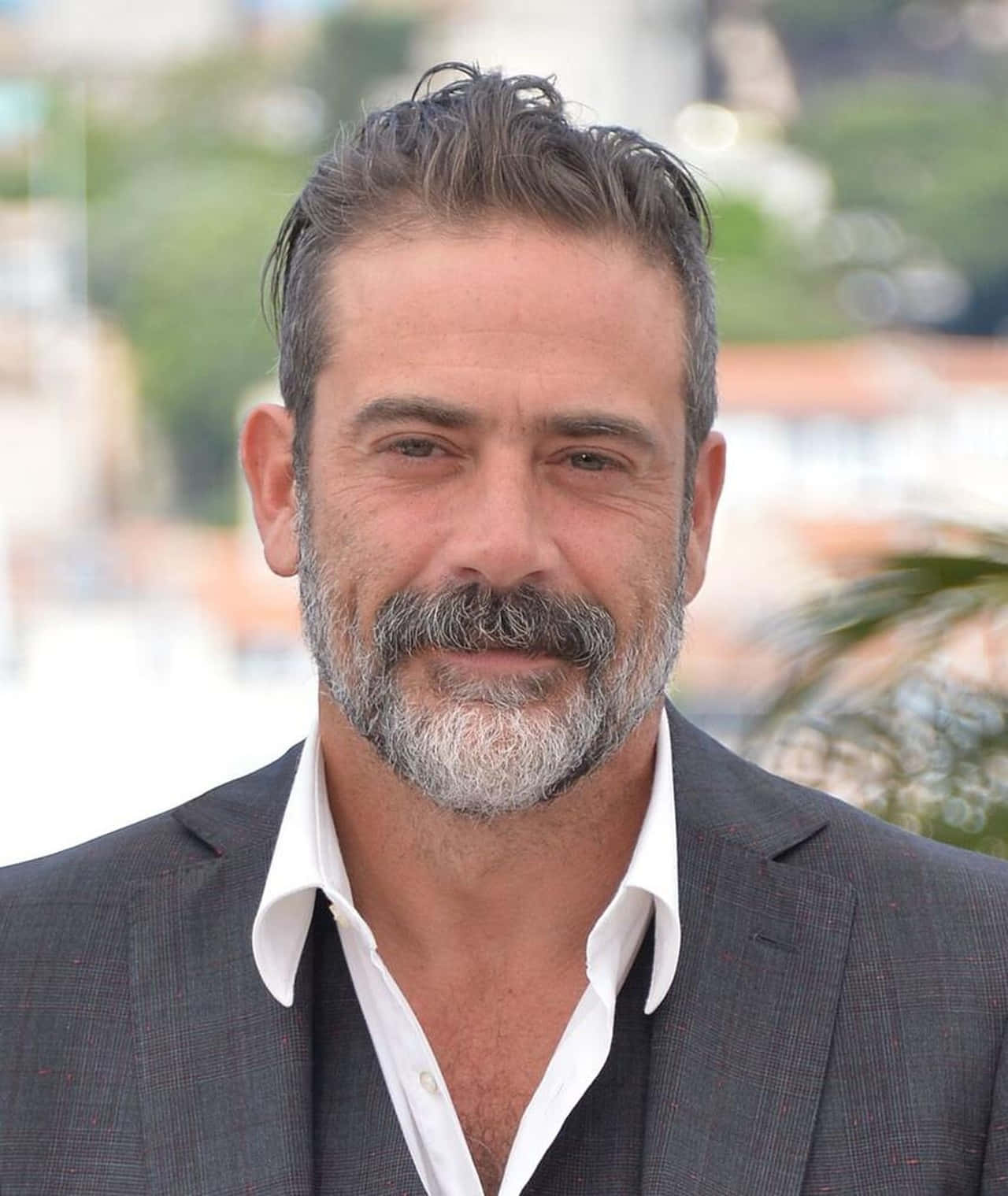 Jeffrey Dean Morgan, graying beard, stylish hair, HD Phone Wallpaper