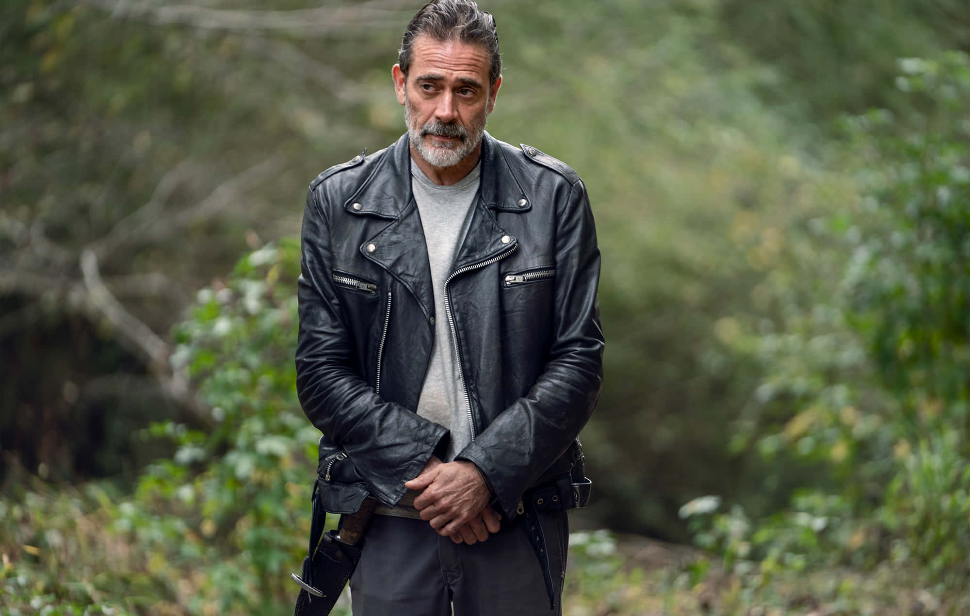 Jeffrey Dean Morgan, black leather jacket, dense green forest, Full HD Desktop Wallpaper