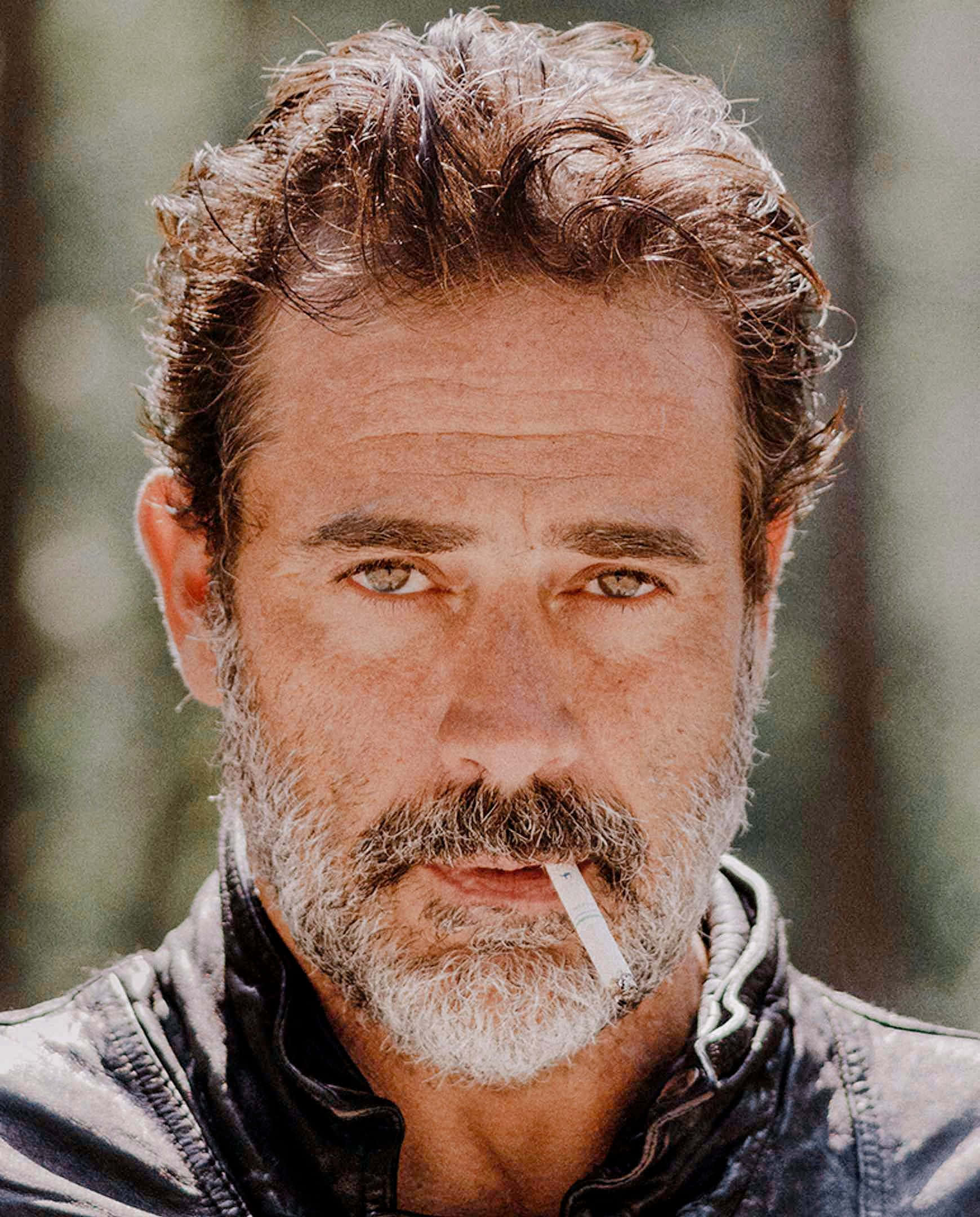 Jeffrey Dean Morgan, graying beard, intense gaze, Full HD Phone Wallpaper