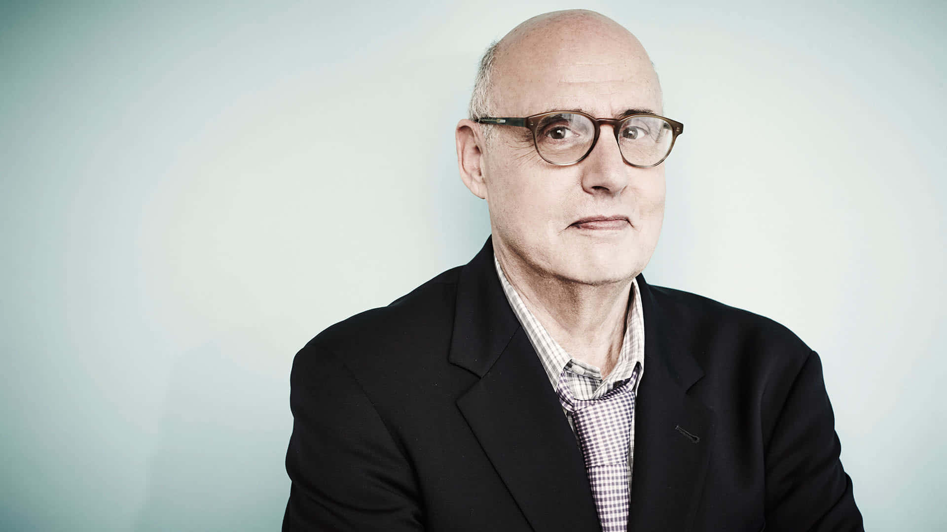 Jeffrey Tambor, dark blazer, checkered shirt, Full HD Desktop Wallpaper