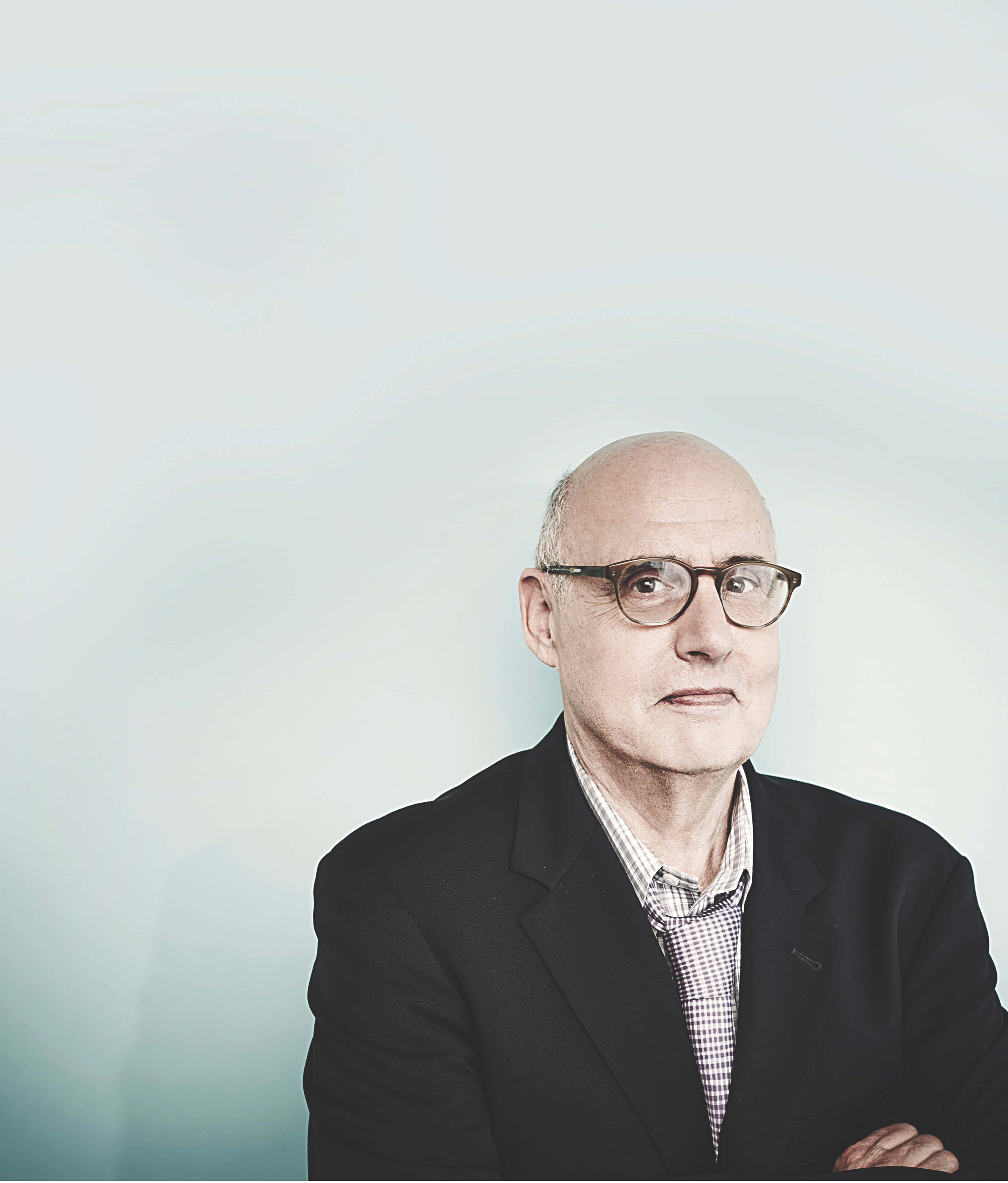 Jeffrey Tambor, black blazer, glasses, 4K Phone Wallpaper
