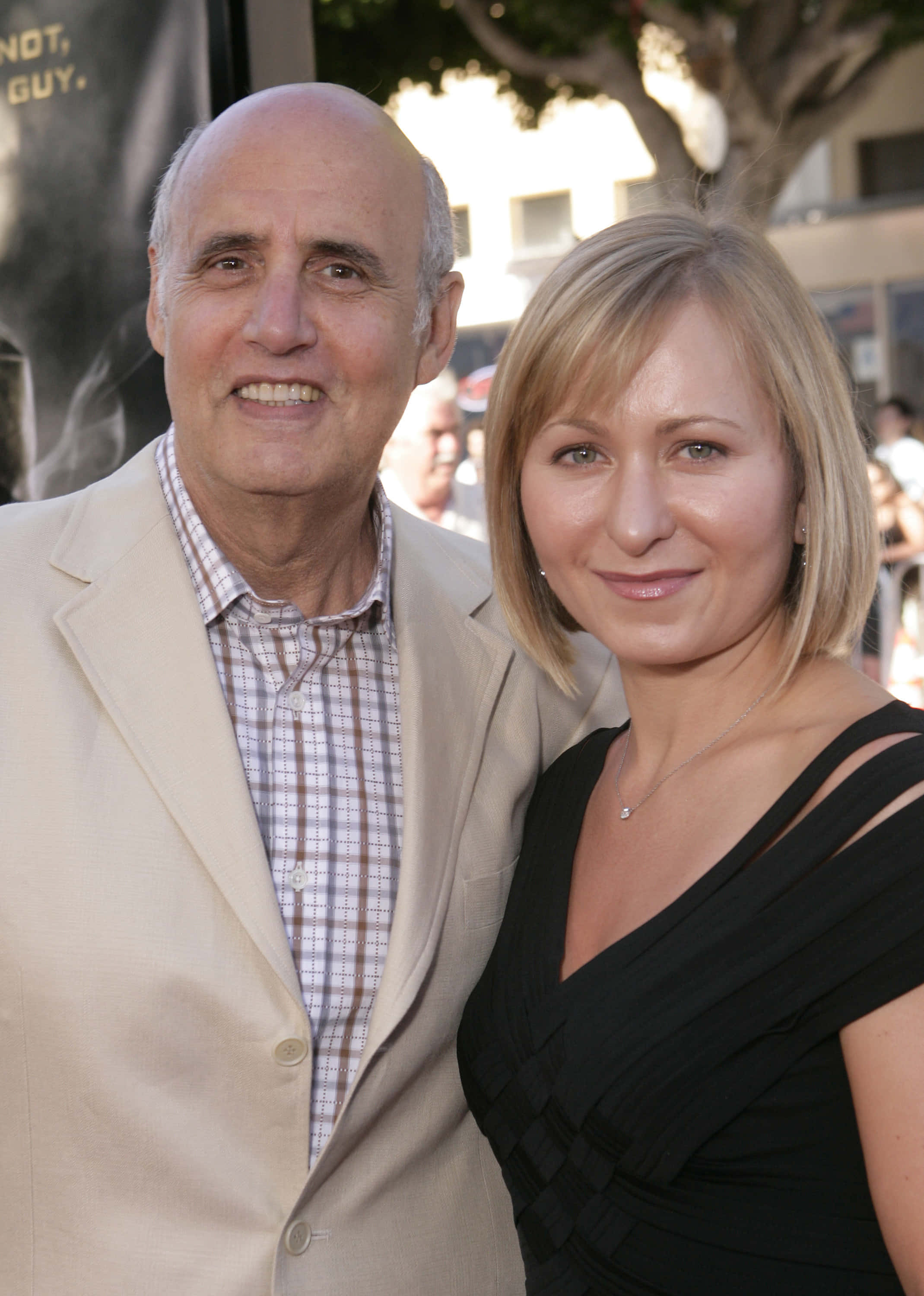Jeffrey Tambor, beige blazer, plaid shirt, 2K Phone Wallpaper