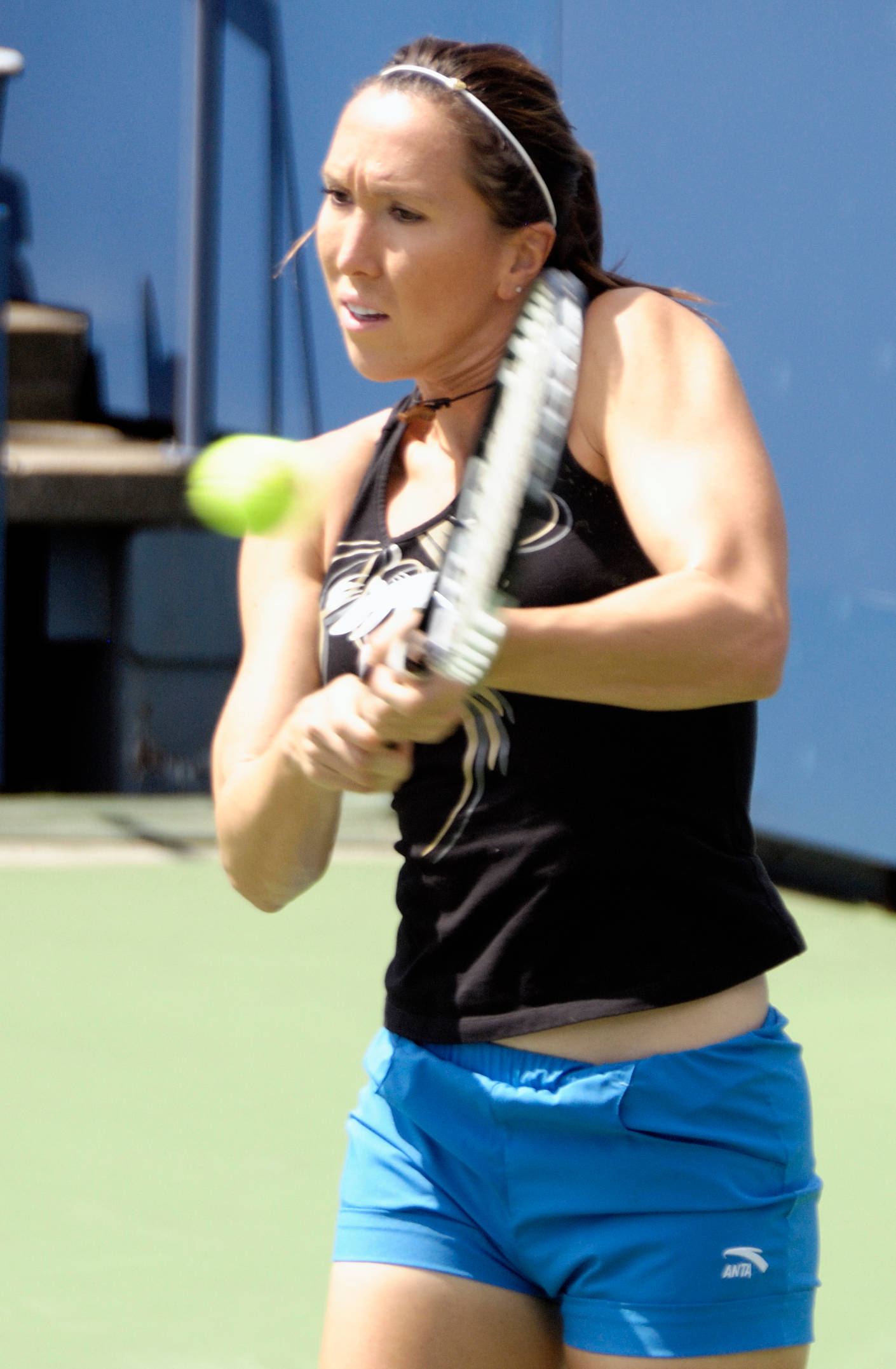 Jelena Jankovic, double-handed stroke, bright green ball, Full HD Phone Wallpaper