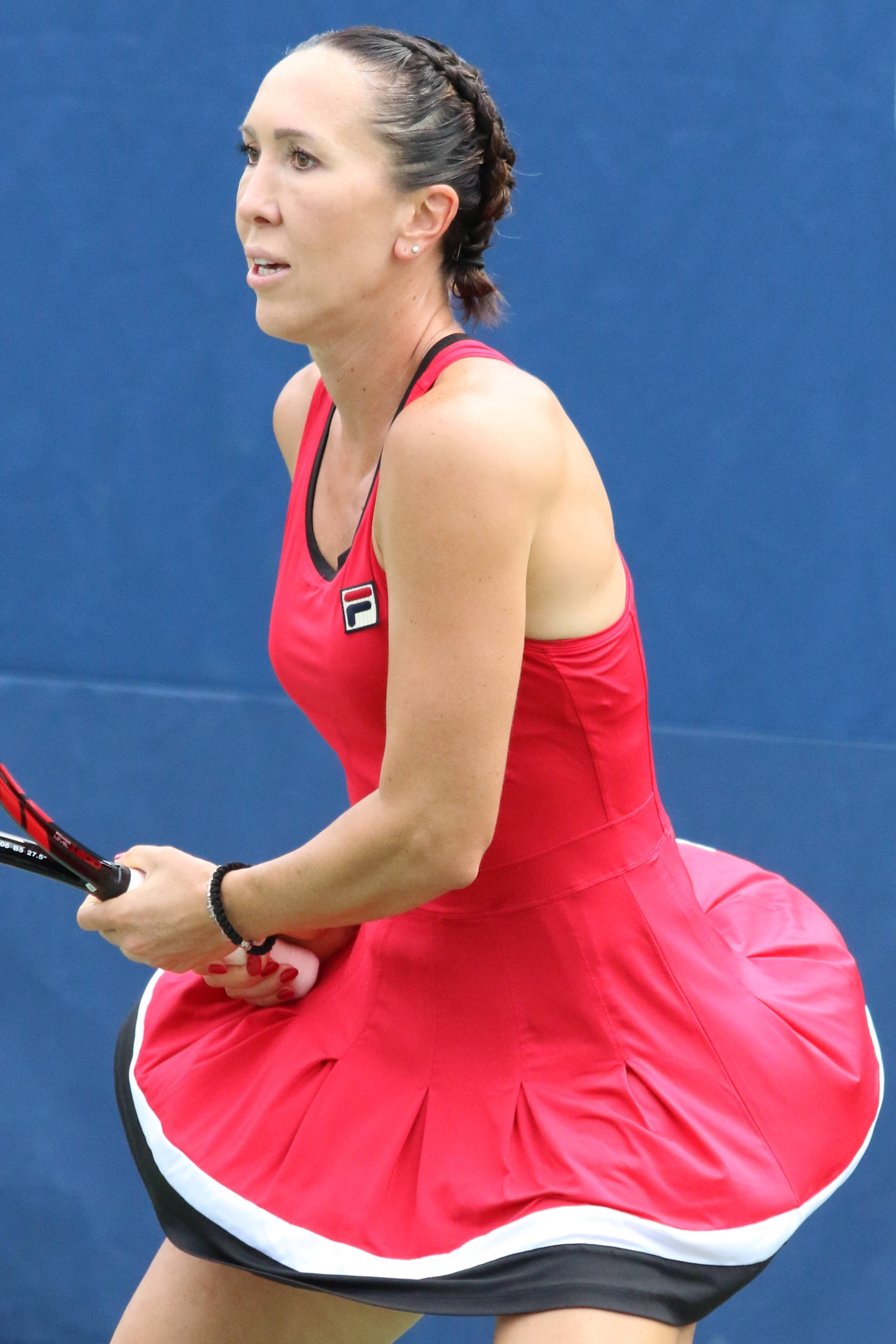 Jelena Jankovic, red Fila dress, tennis court, 2K Phone Wallpaper