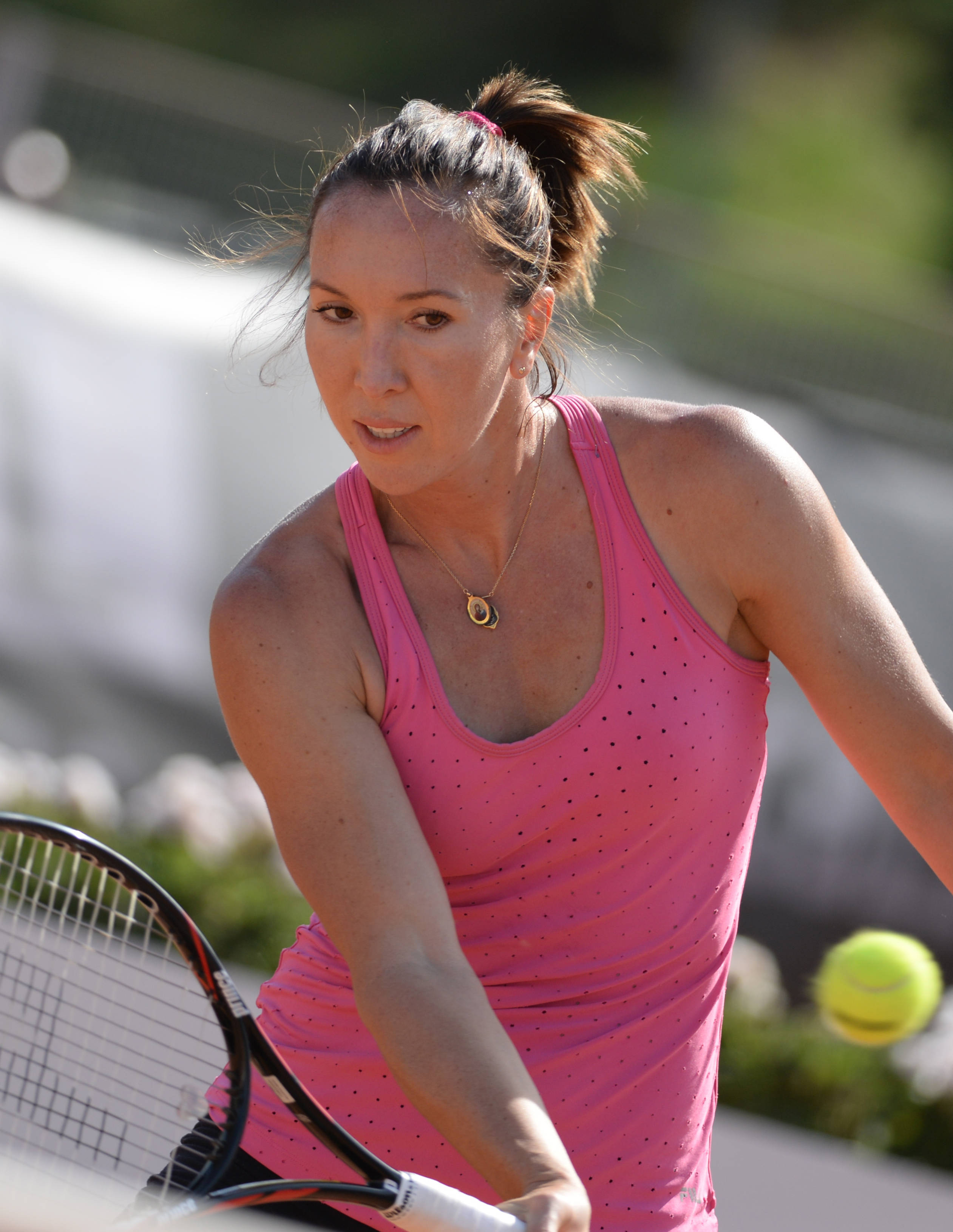 Jelena Jankovic, pink tank top, bright yellow tennis ball, 2K Phone Wallpaper