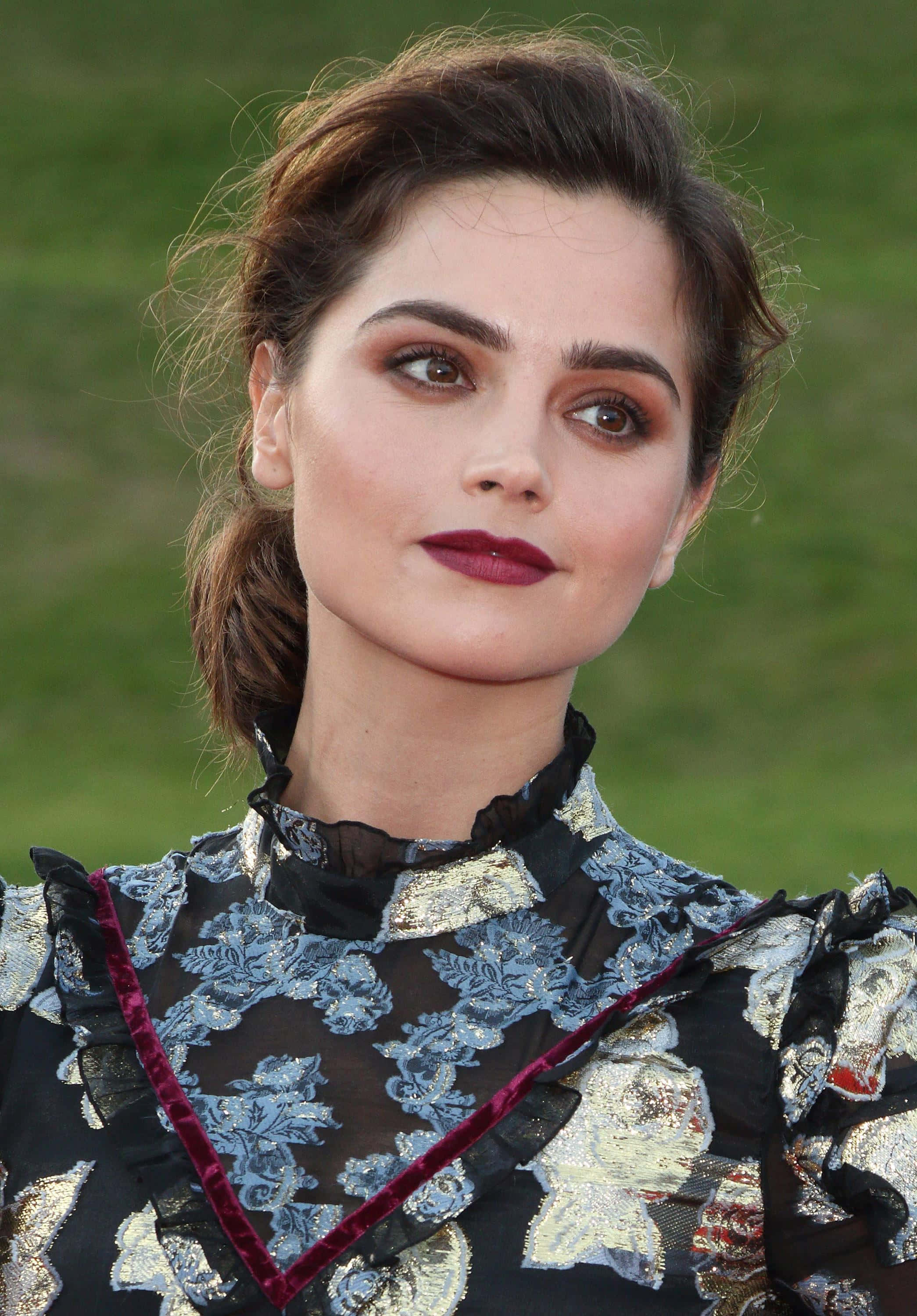 Jenna Coleman, elegant attire, dark lipstick, 2K Phone Wallpaper