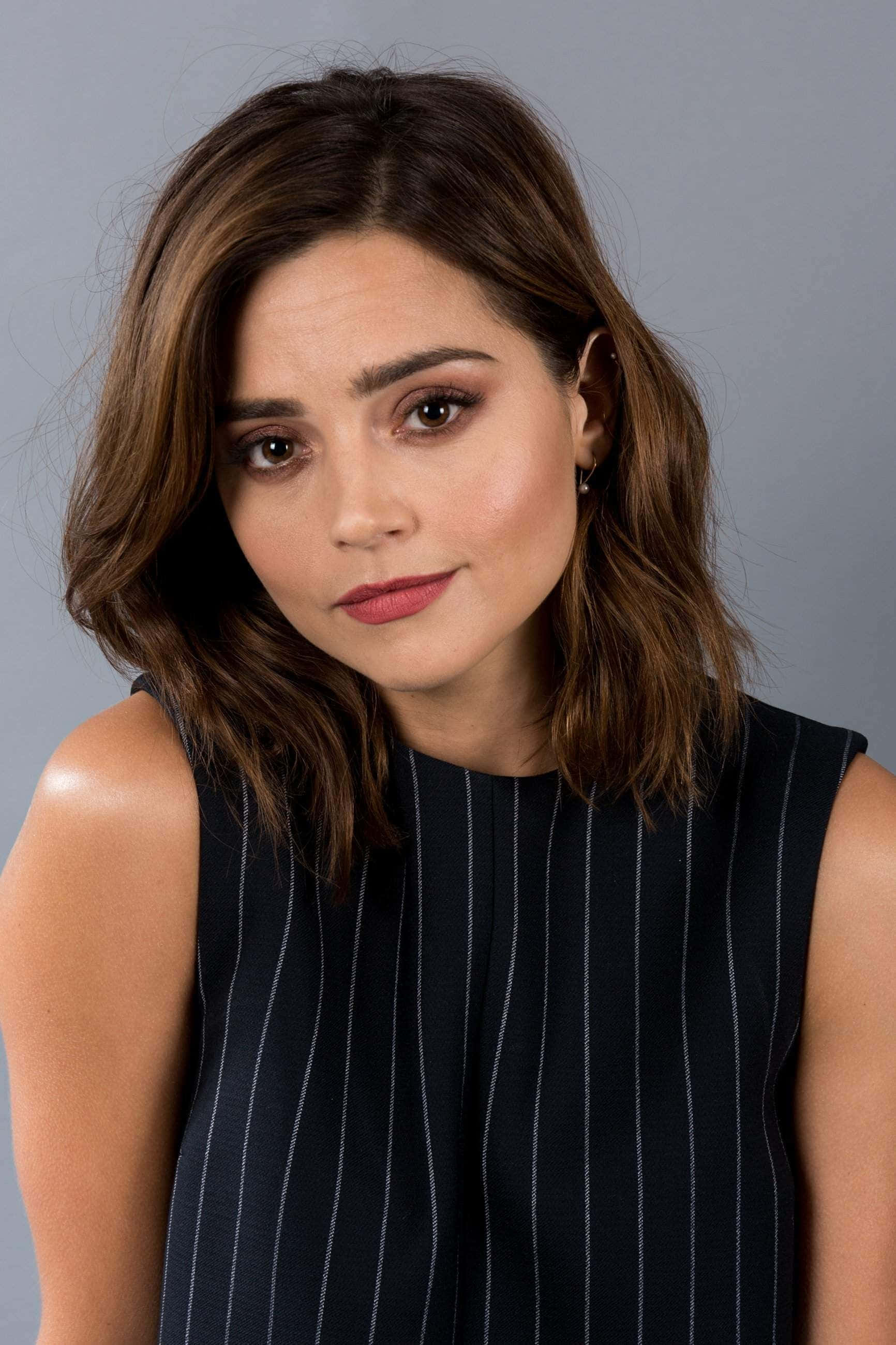 Jenna Coleman, wavy brown hair, red lipstick, 2K Phone Wallpaper