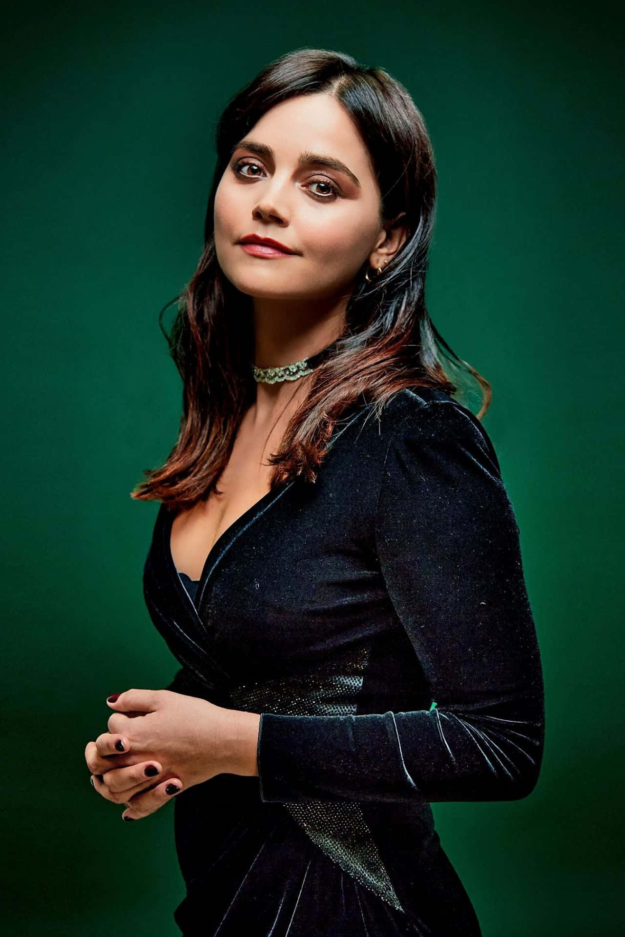 Jenna Coleman, black velvet dress, deep green backdrop, Full HD Phone Wallpaper