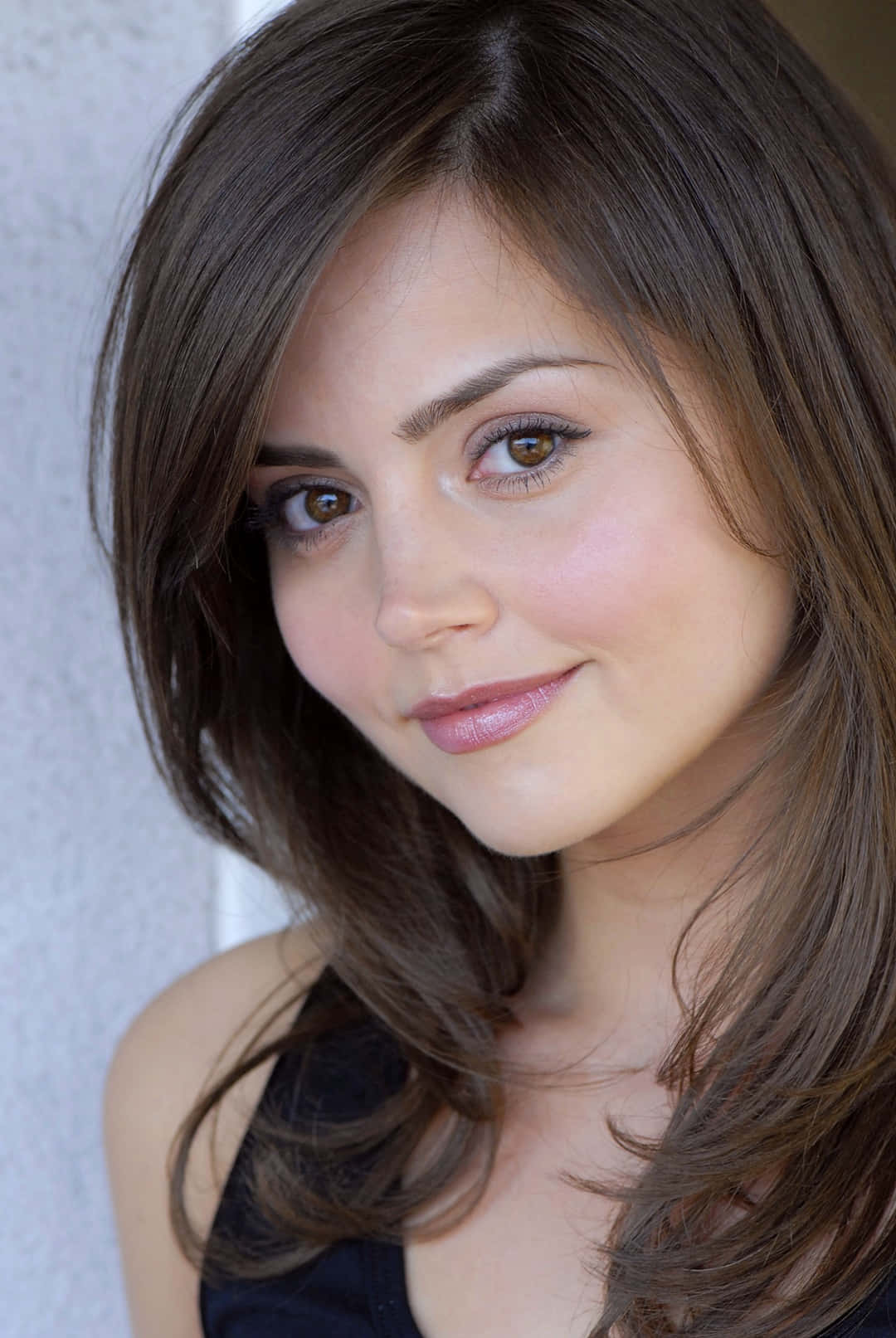 Jenna Coleman, brown hair, warm eyes, HD Phone Wallpaper