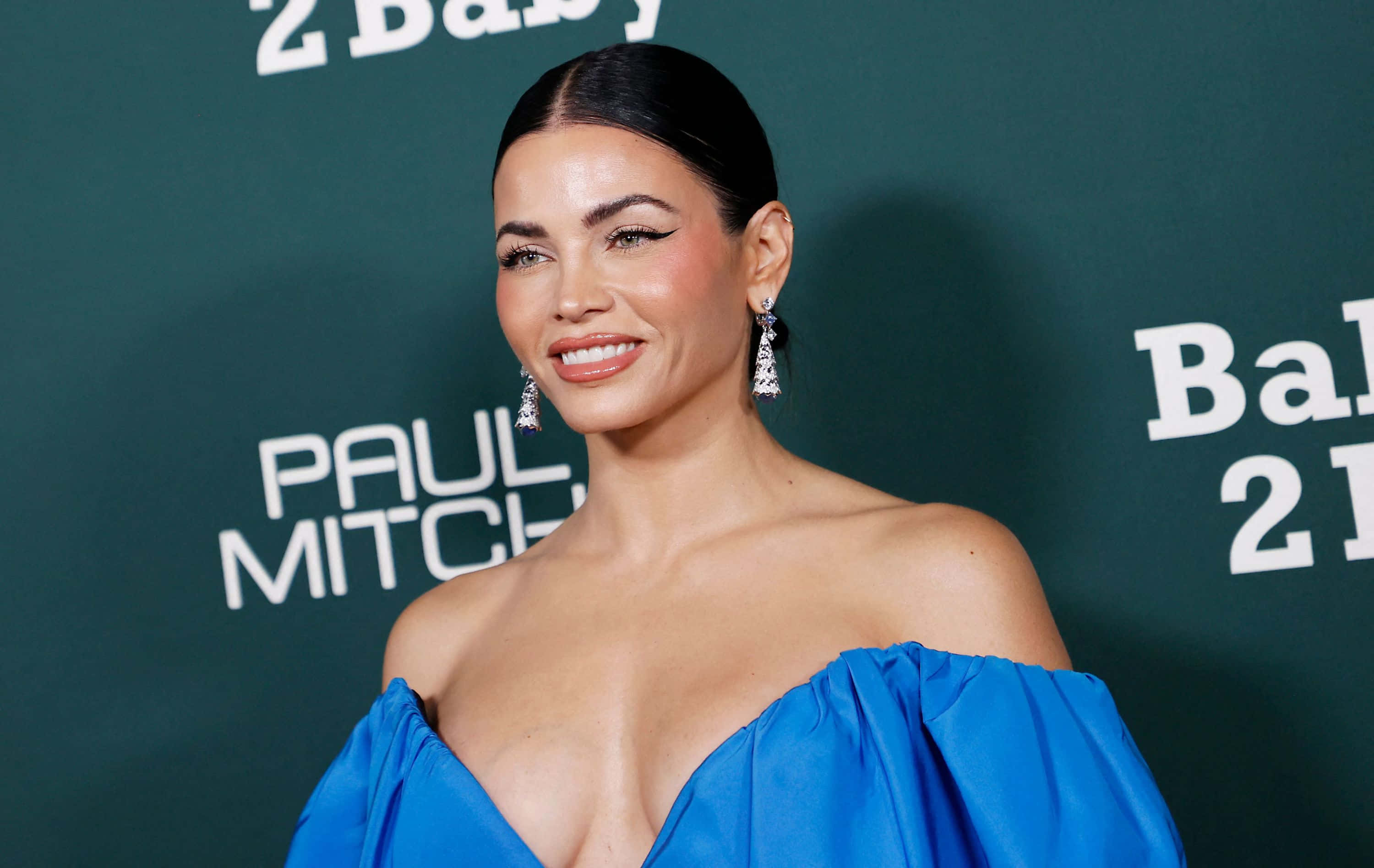 Jenna Dewan, blue gown, off-shoulder gown, 2K Desktop Wallpaper