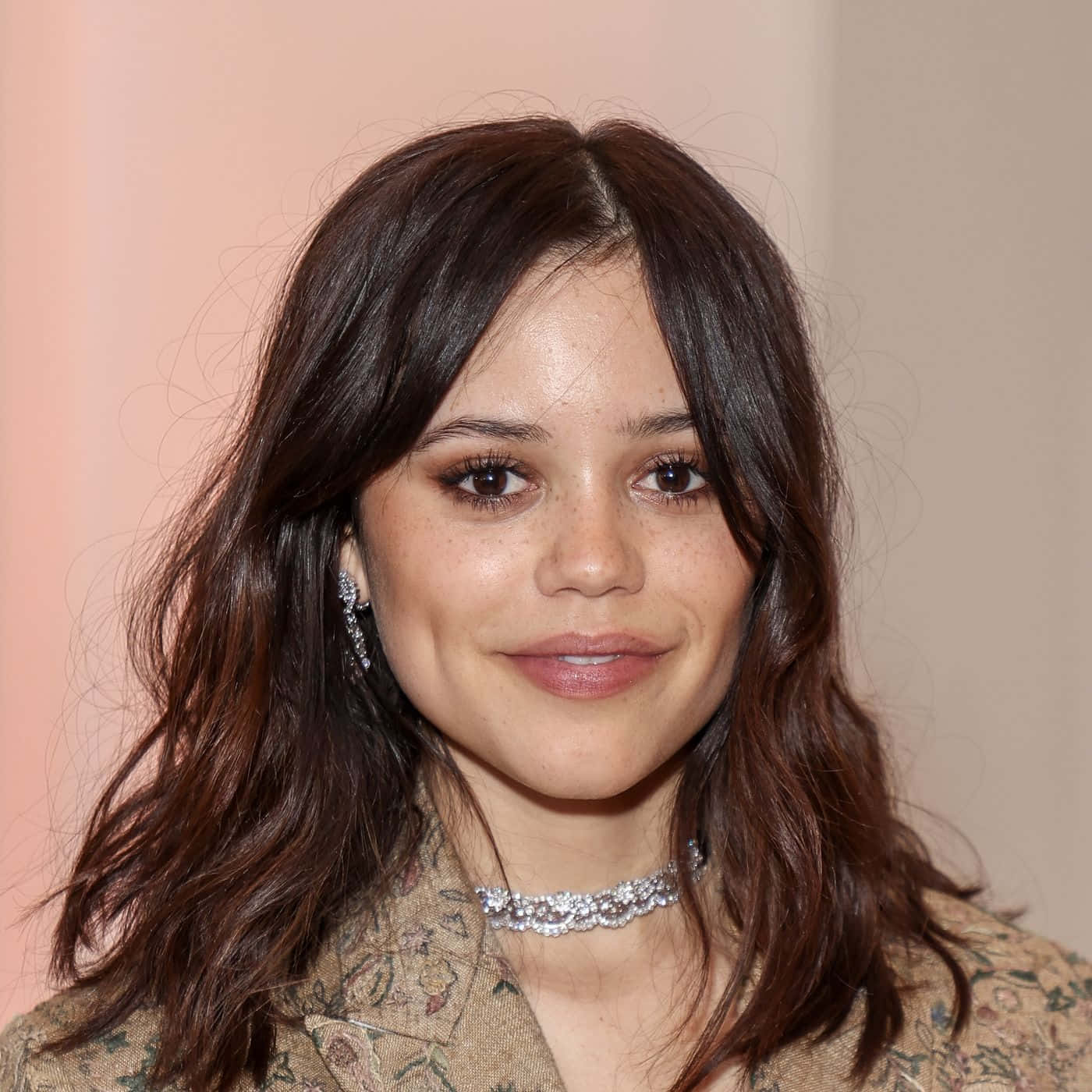 Jenna Ortega, dark wavy hair, floral jacket, HD Desktop Wallpaper