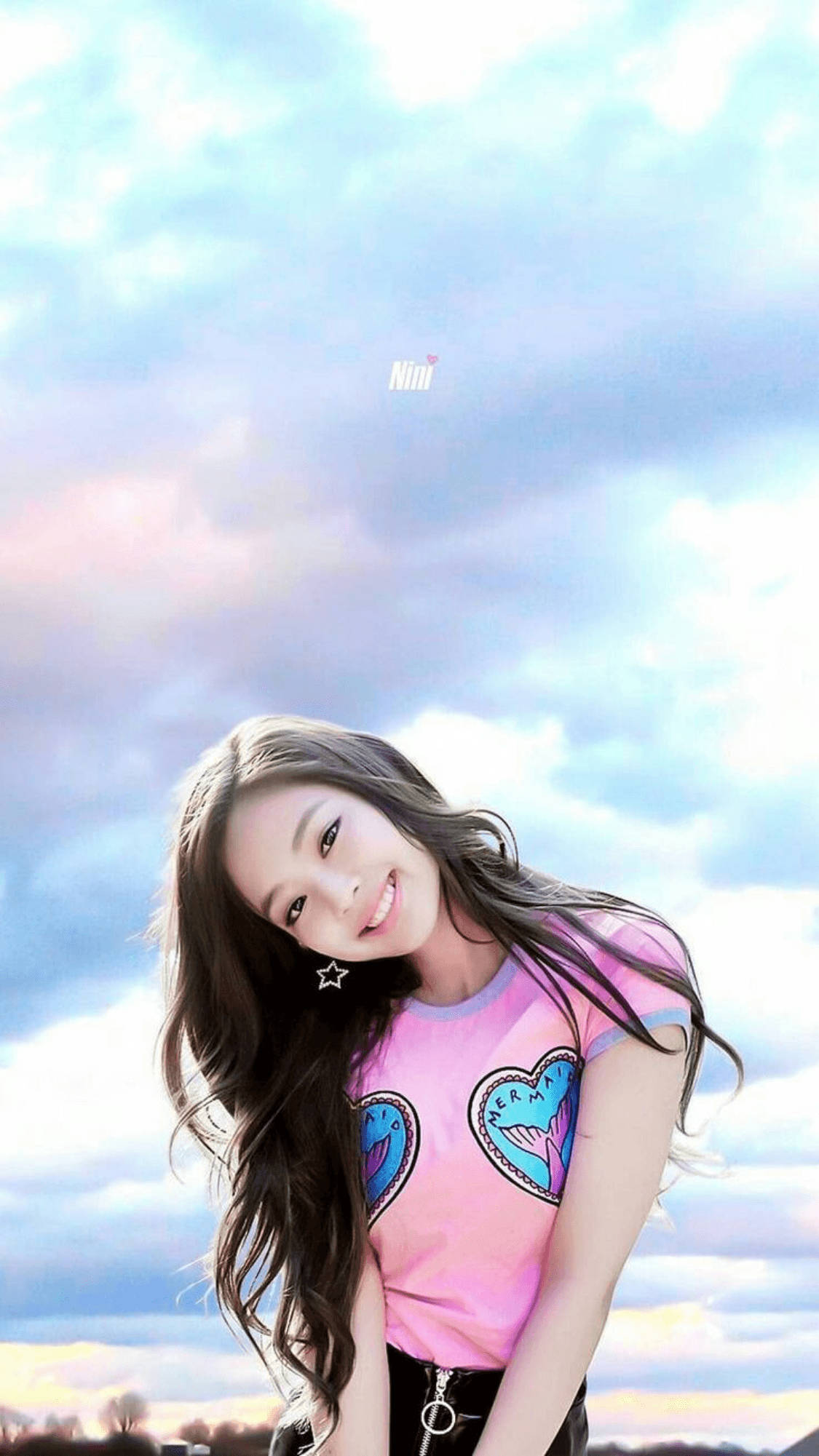 Jennie Kim, pink heart-print tee, long dark hair, Full HD Phone Wallpaper