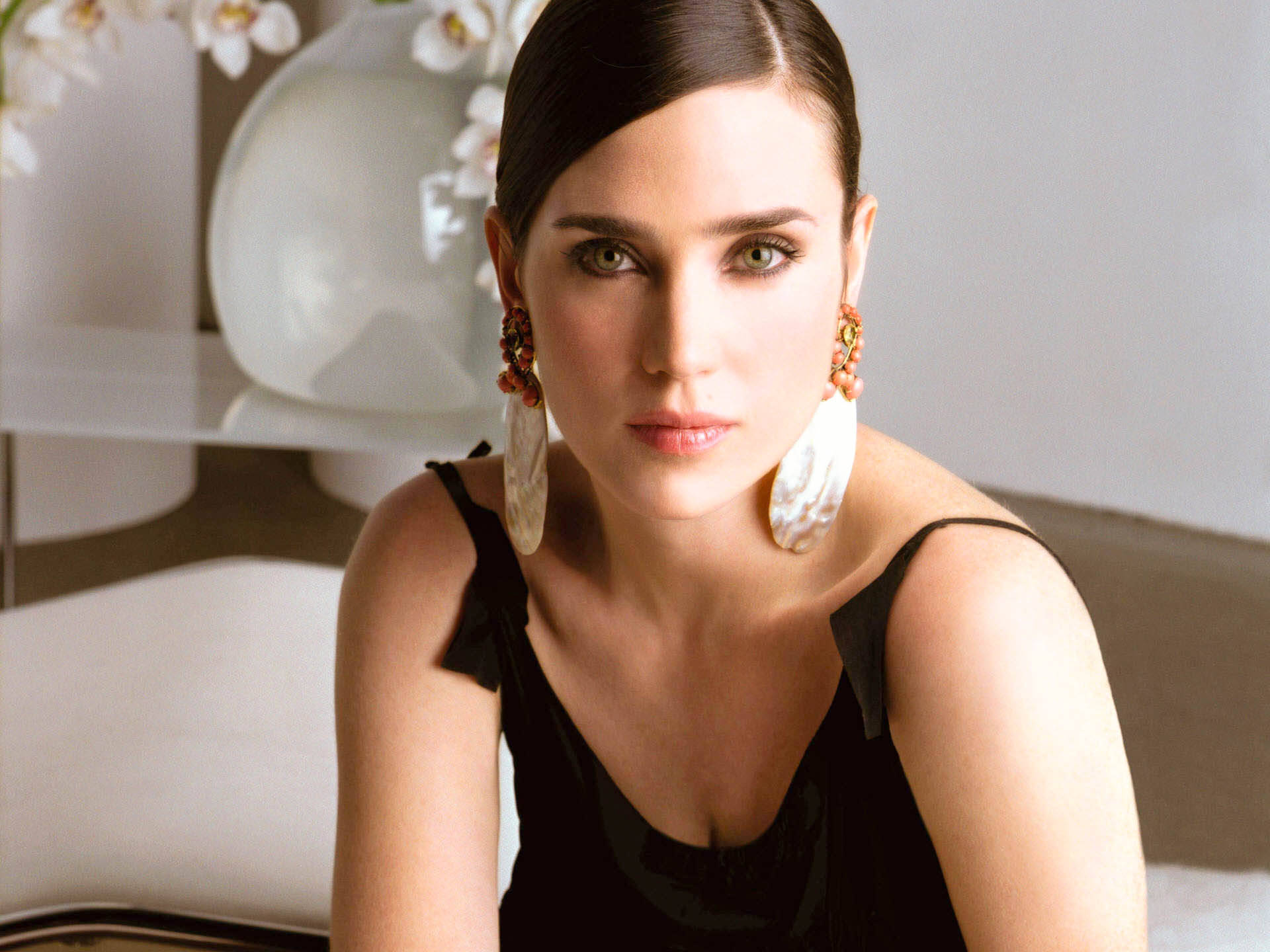 Jennifer Connelly, dark hair, striking green eyes, Full HD Desktop Wallpaper