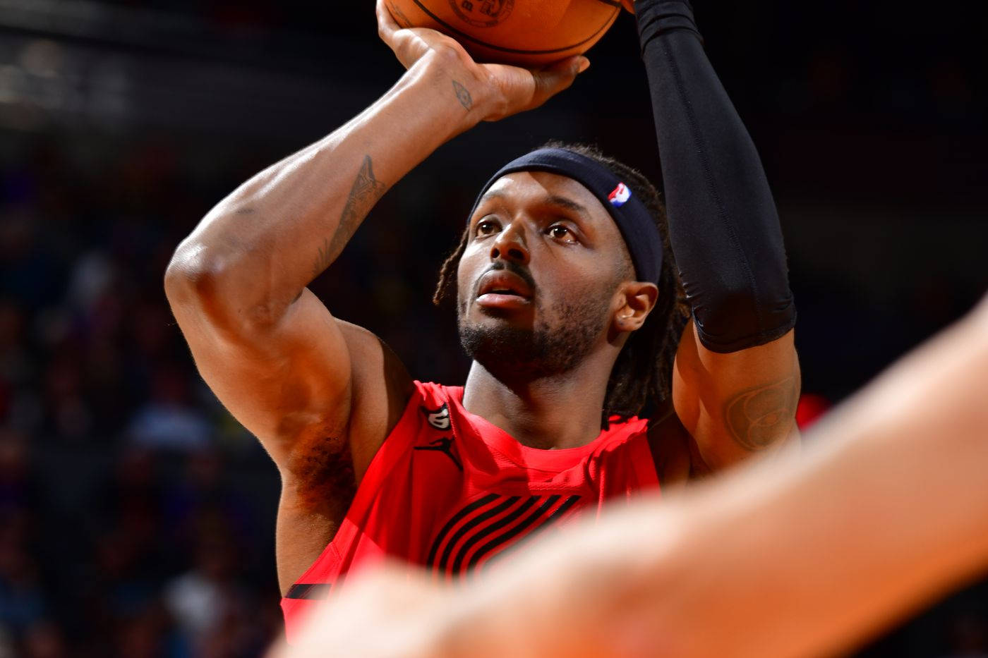 Jerami Grant, red jersey, arena lights, HD Desktop Wallpaper