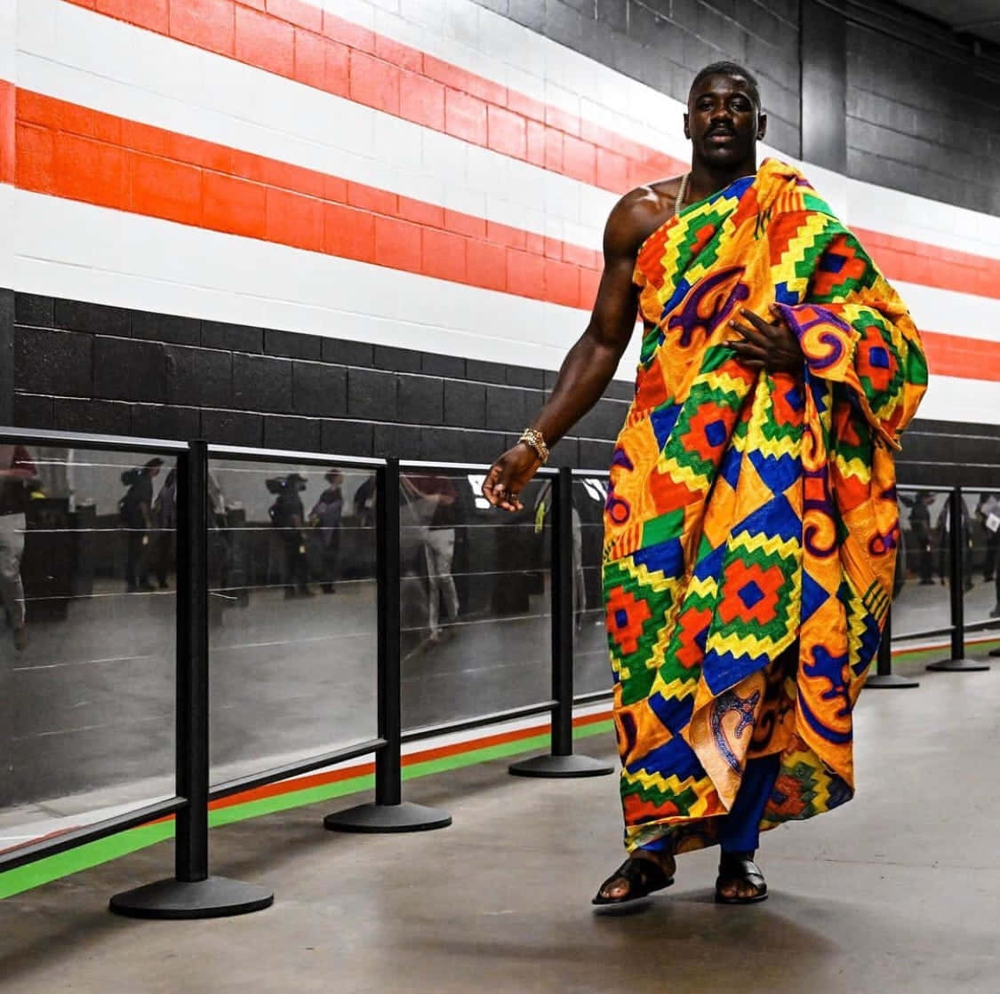 Jeremiah Owusu Koramoah, traditional African attire, vibrant patterned African robe, SD Desktop Wallpaper
