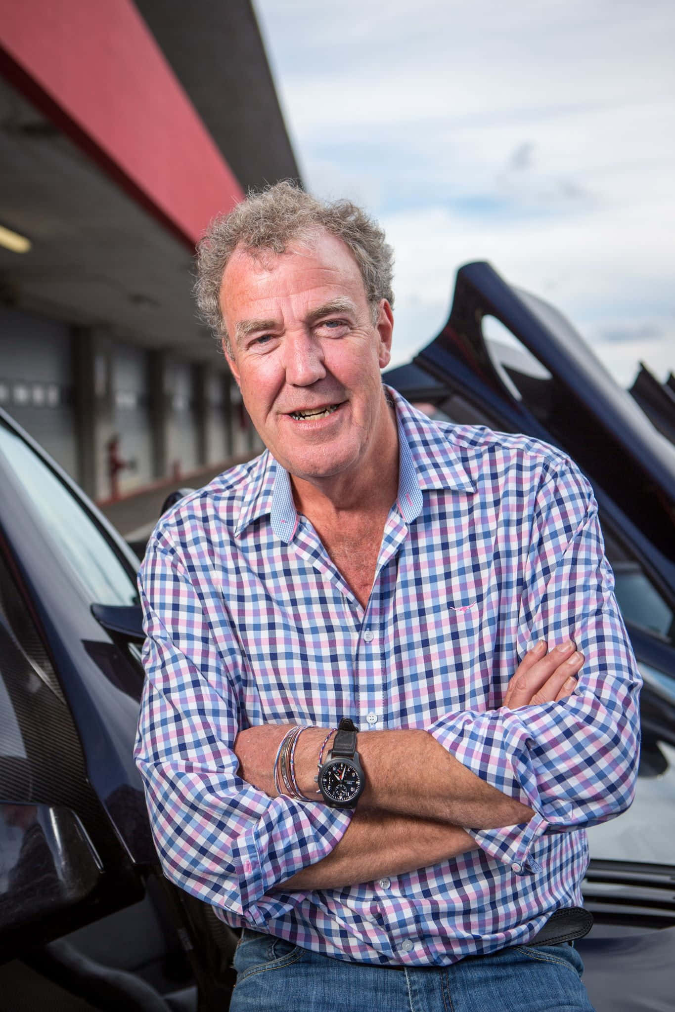 Jeremy Clarkson, plaid shirt, sleek black sports car, Full HD Phone Wallpaper