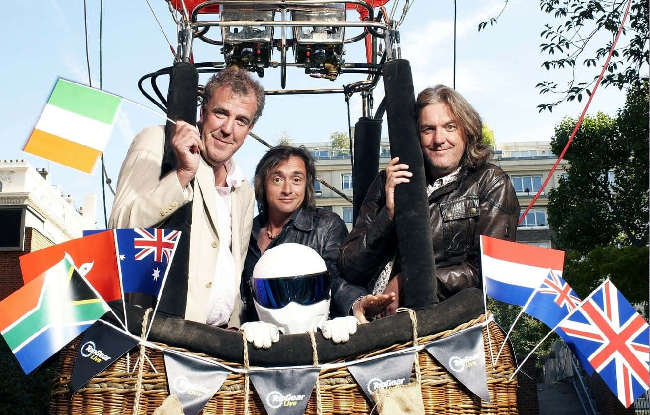Jeremy Clarkson, hot air balloon basket, international flags, HD Desktop Wallpaper