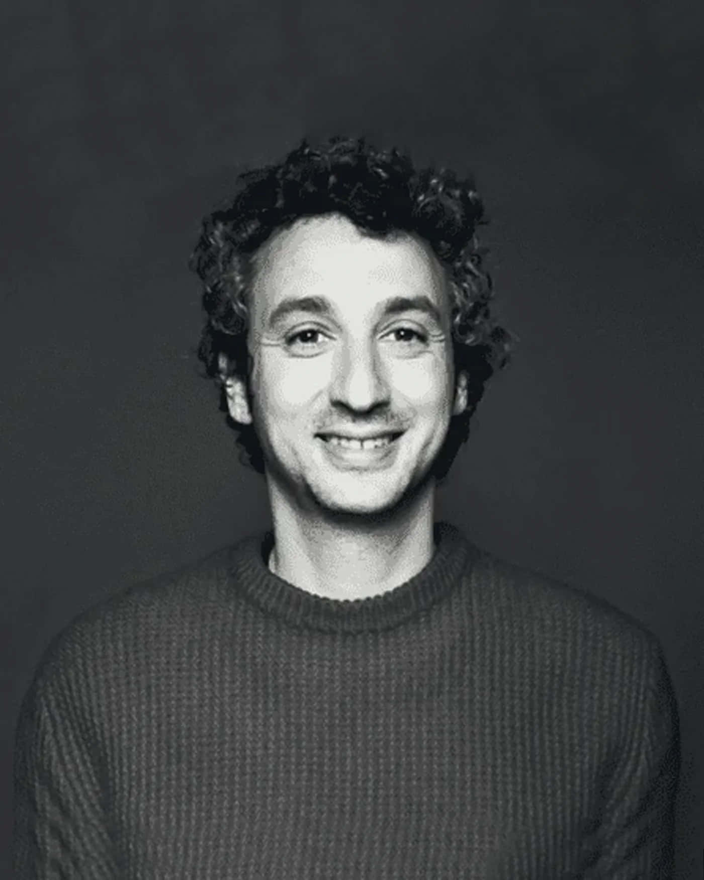 Jérôme Dreyfuss, black and white portrait, curly hair, HD Phone Wallpaper