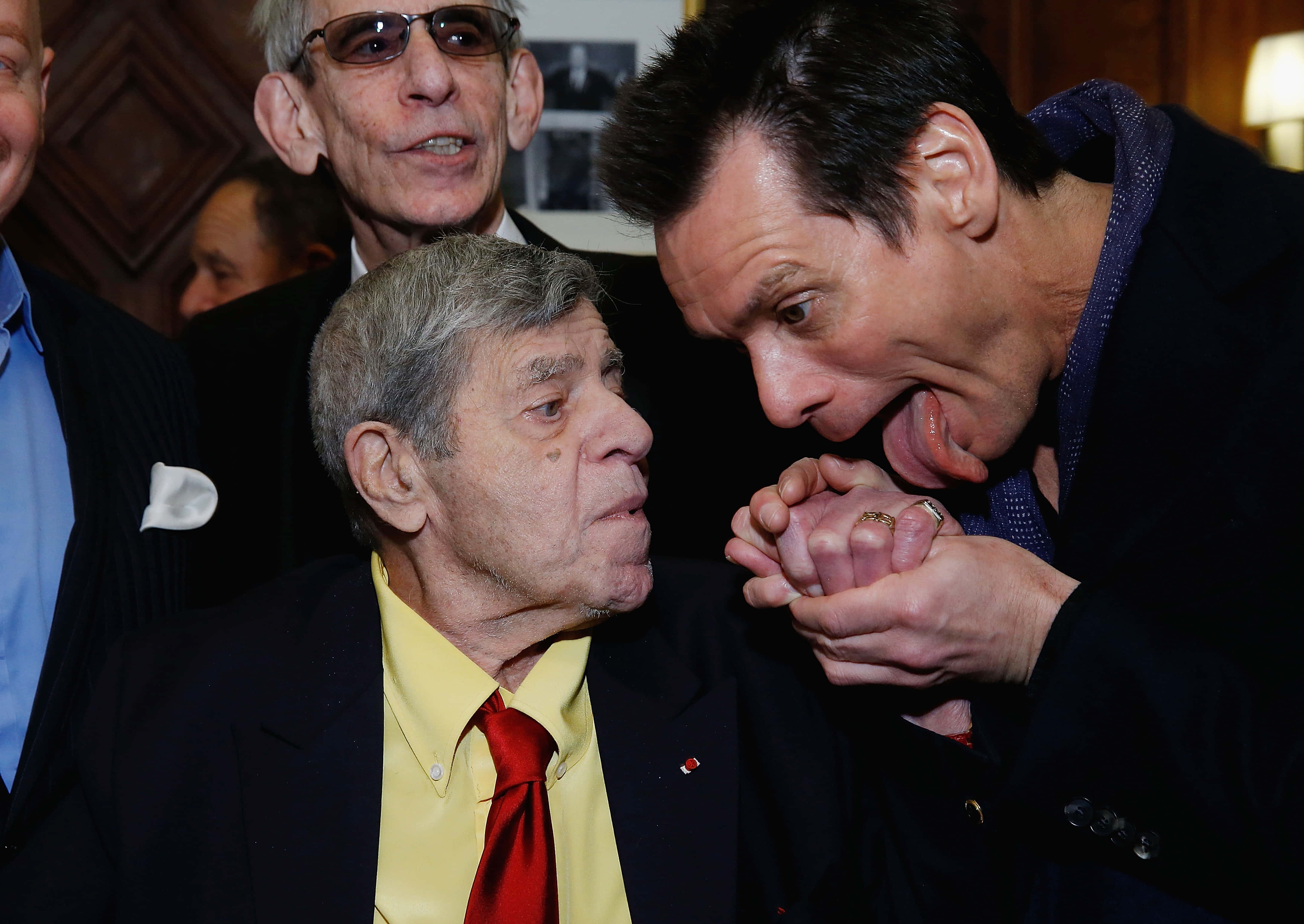 Jerry Lewis, yellow shirt, red tie, 4K Desktop Wallpaper