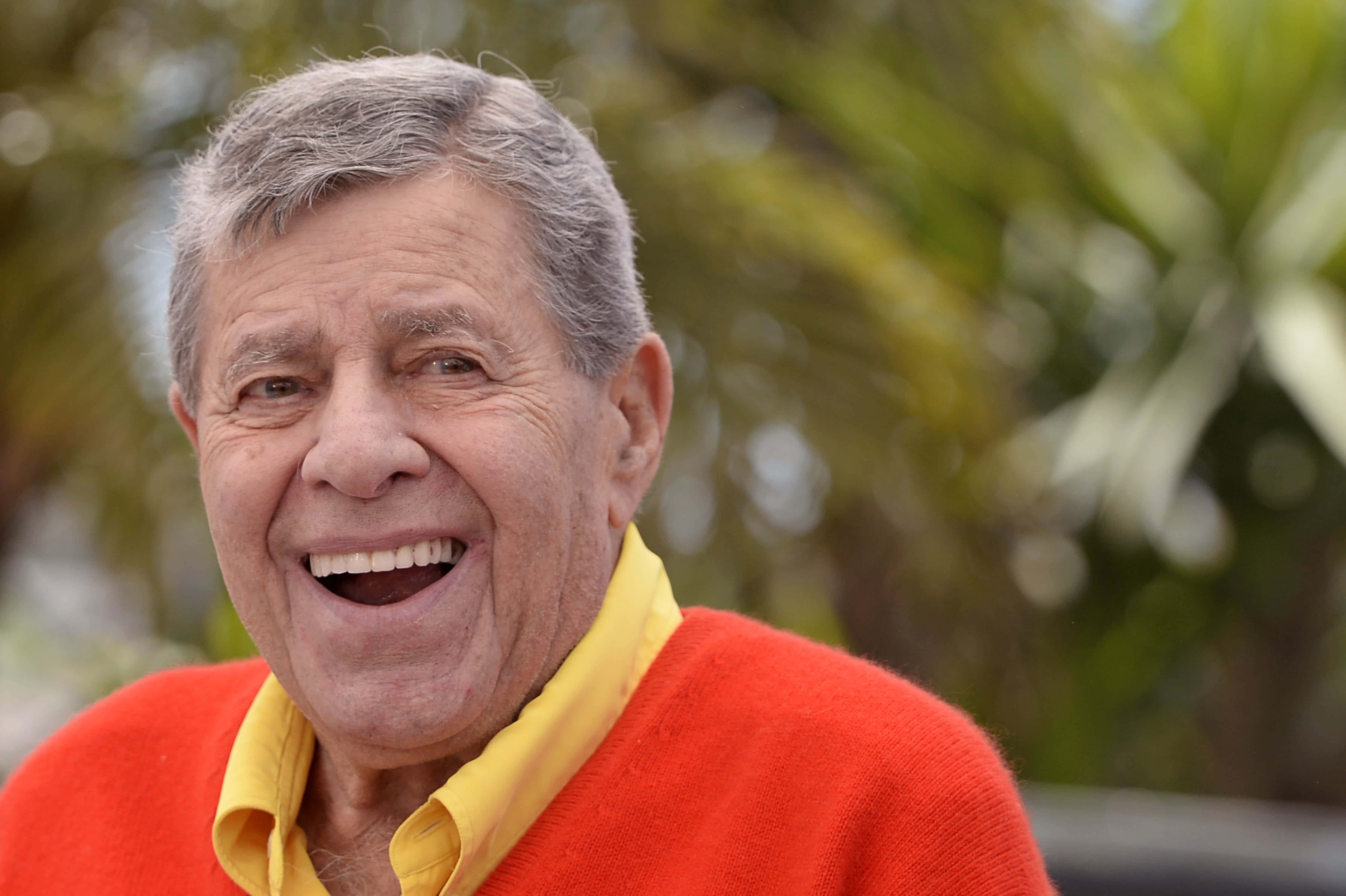 Jerry Lewis, red sweater, yellow shirt, 4K Desktop Wallpaper