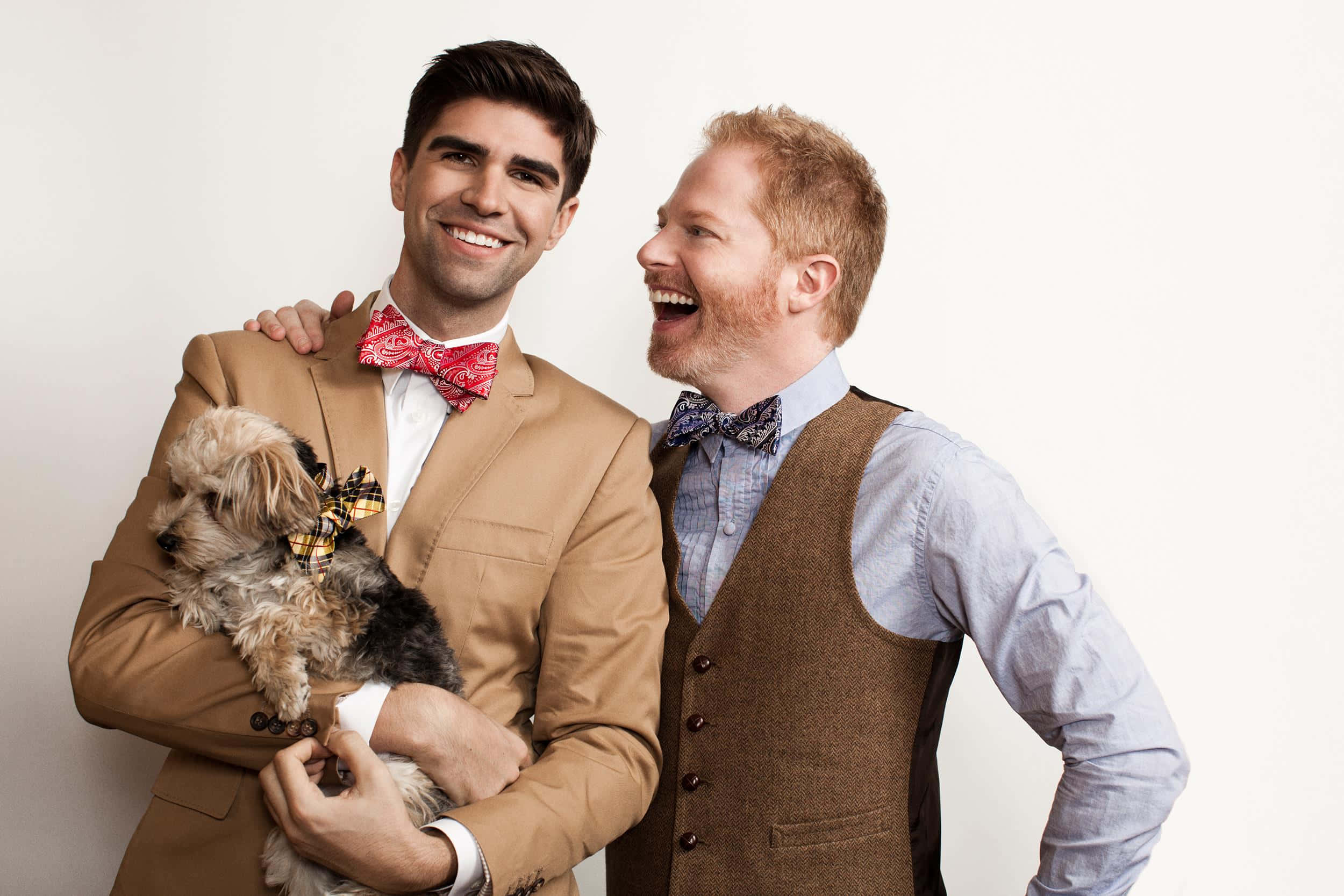 Jesse Tyler Ferguson, suit, patterned bowtie, Full HD Desktop Wallpaper