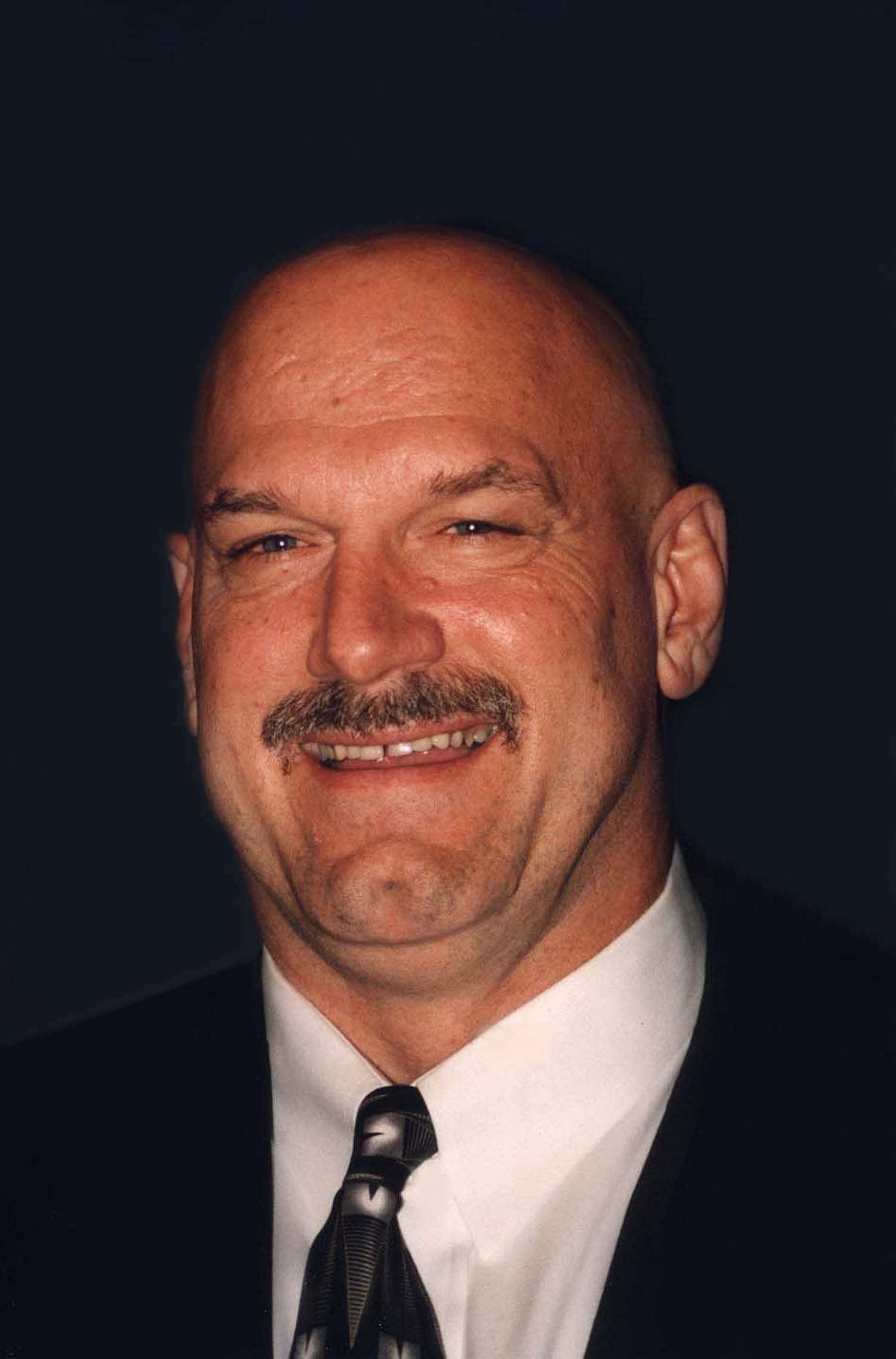Jesse Ventura, 38th Governor of Minnesota, bald man, Full HD Phone Wallpaper