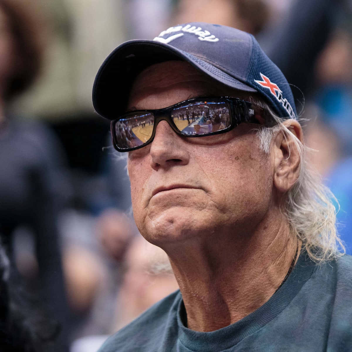 Jesse Ventura, long gray hair, cap, SD Desktop Wallpaper
